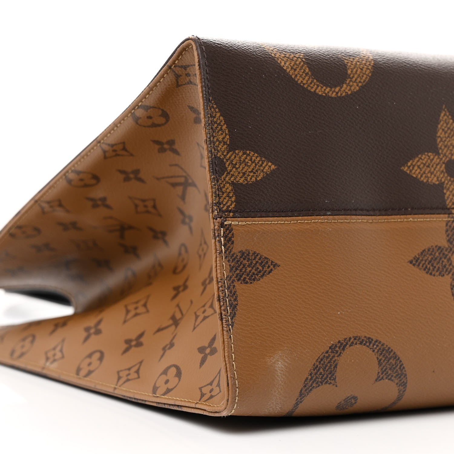 Louis Vuitton Reverse Monogram Giant Onthego GM 9 of 15