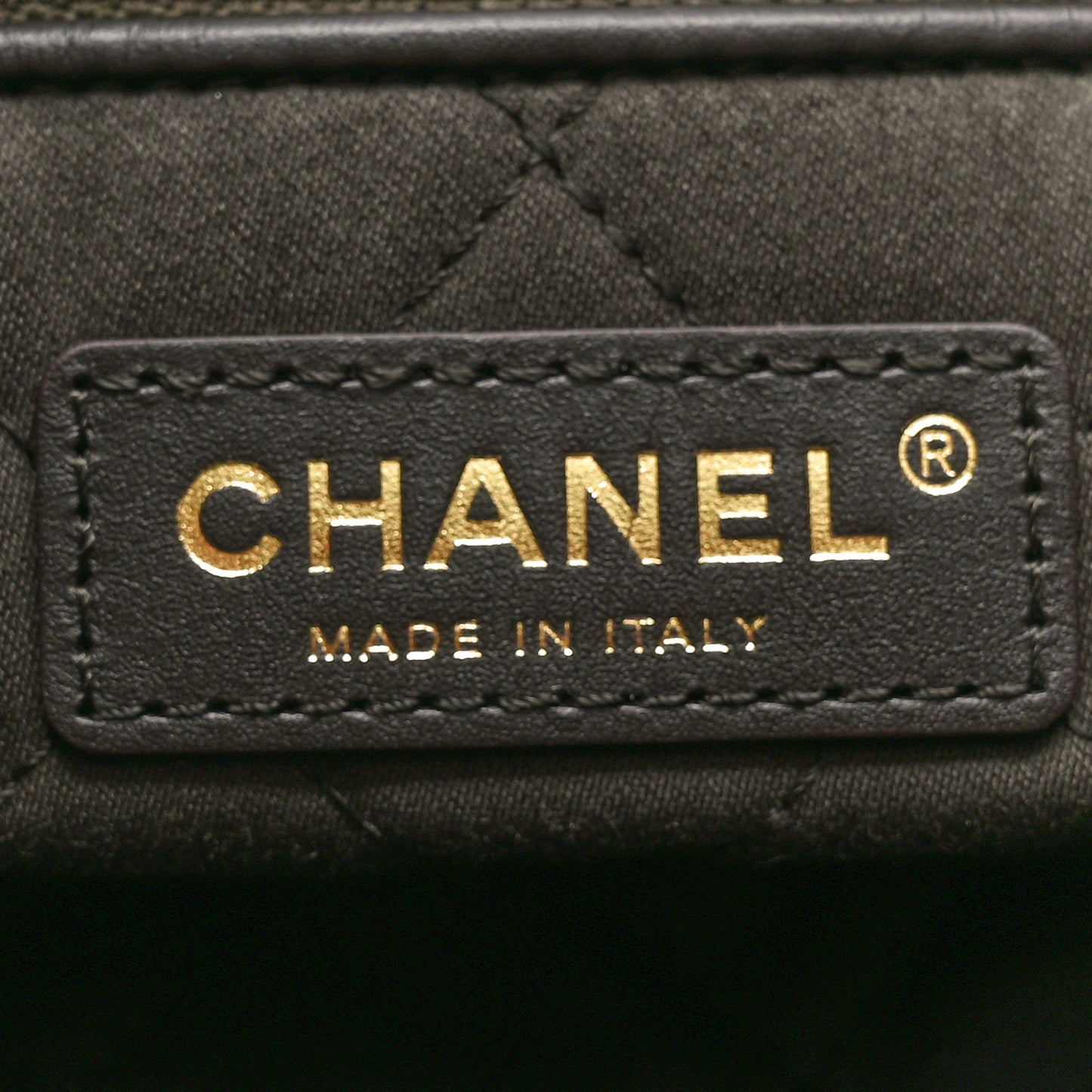 Metallic Shaded Calfskin Quilted Chanel 22 Bronze Black