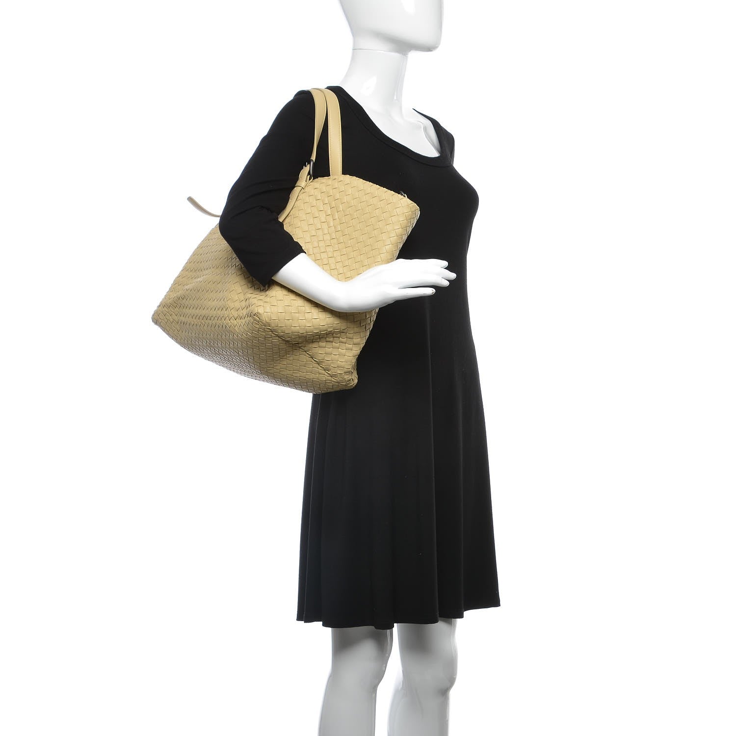 Bottega Veneta Nappa Intrecciato Large Seamless Tote Banane 2 of 7