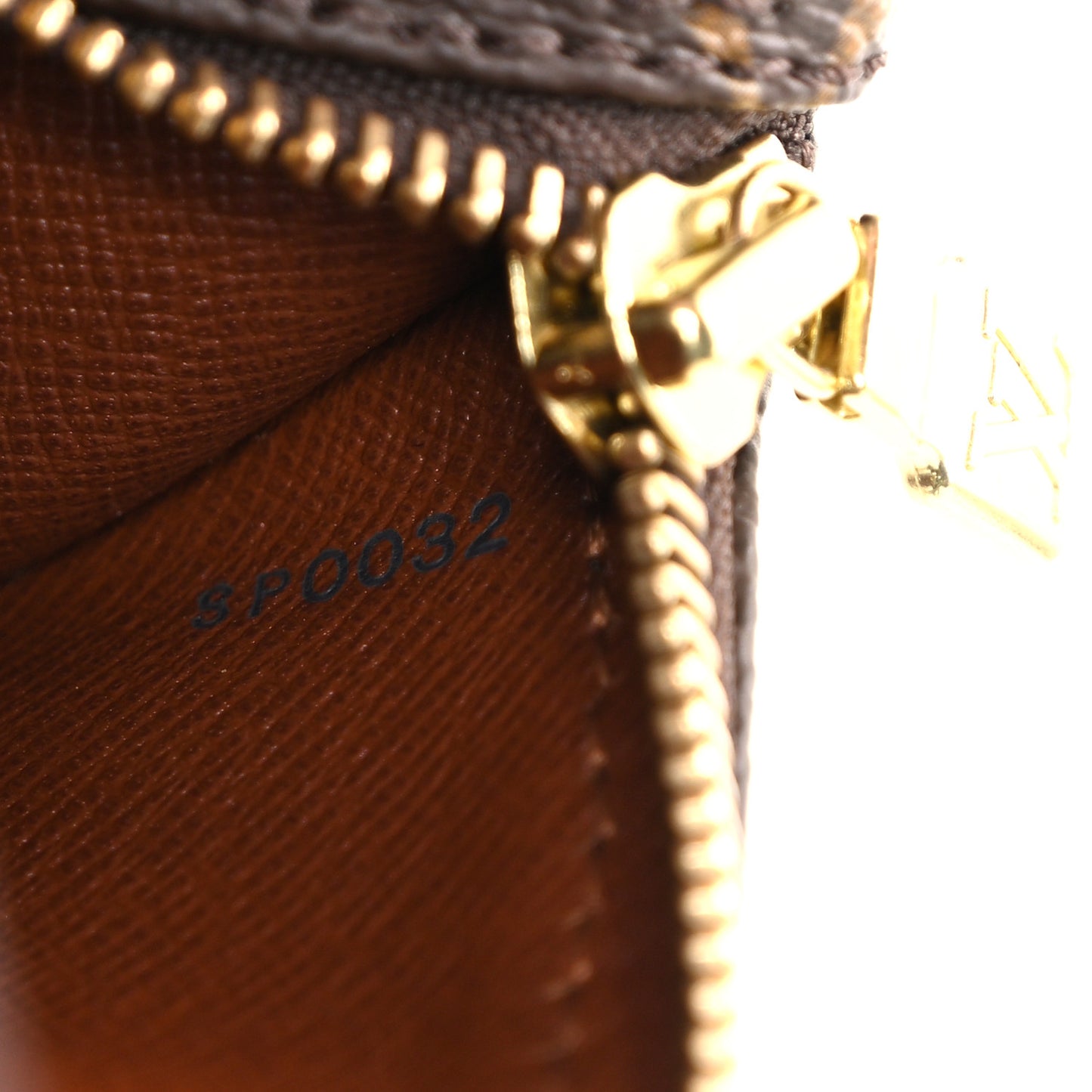 Monogram Papillon 26