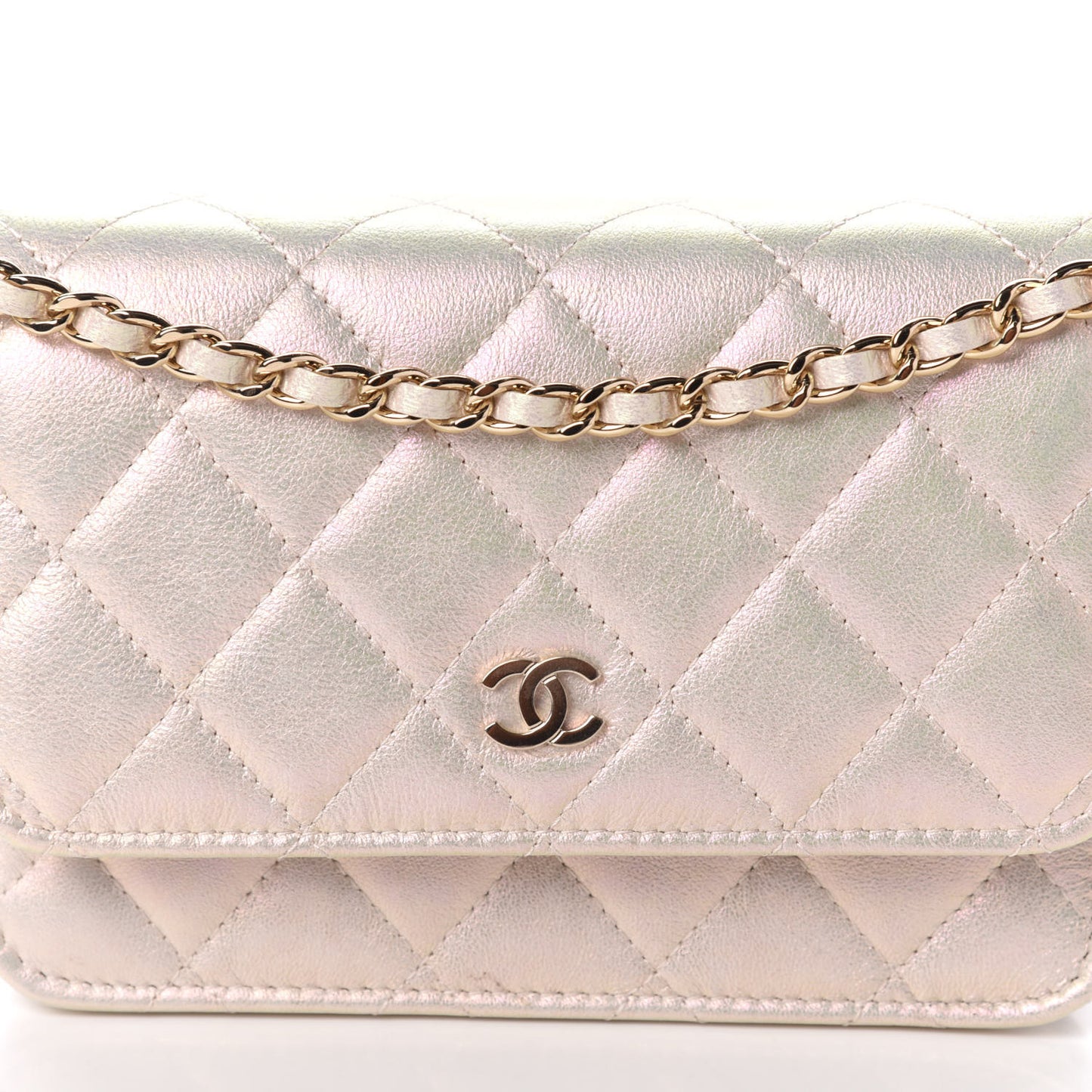 Iridescent Lambskin Quilted Mini Wallet On Chain WOC Ivory