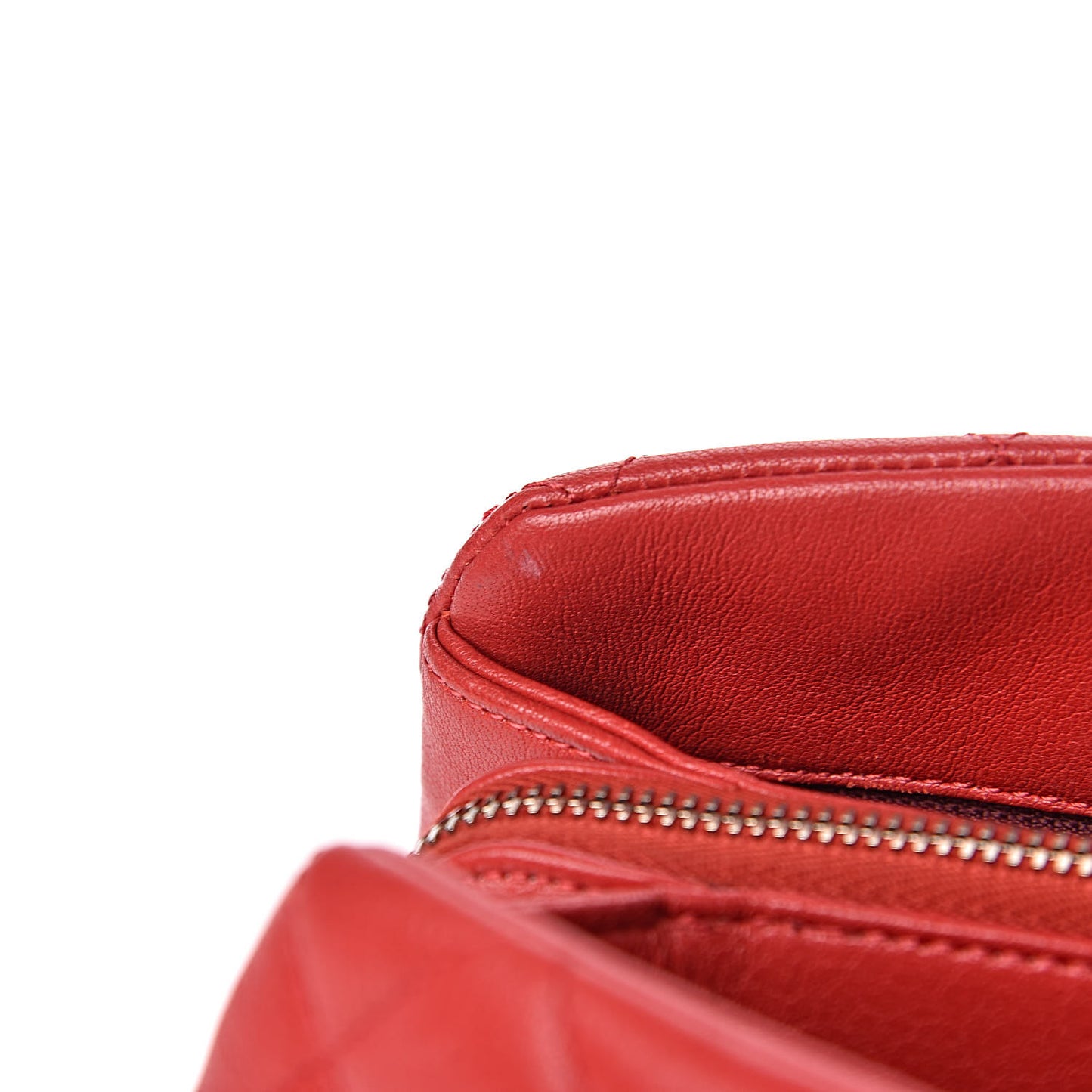 Shiny Sheepskin Quilted Large Trapezio Flap Red