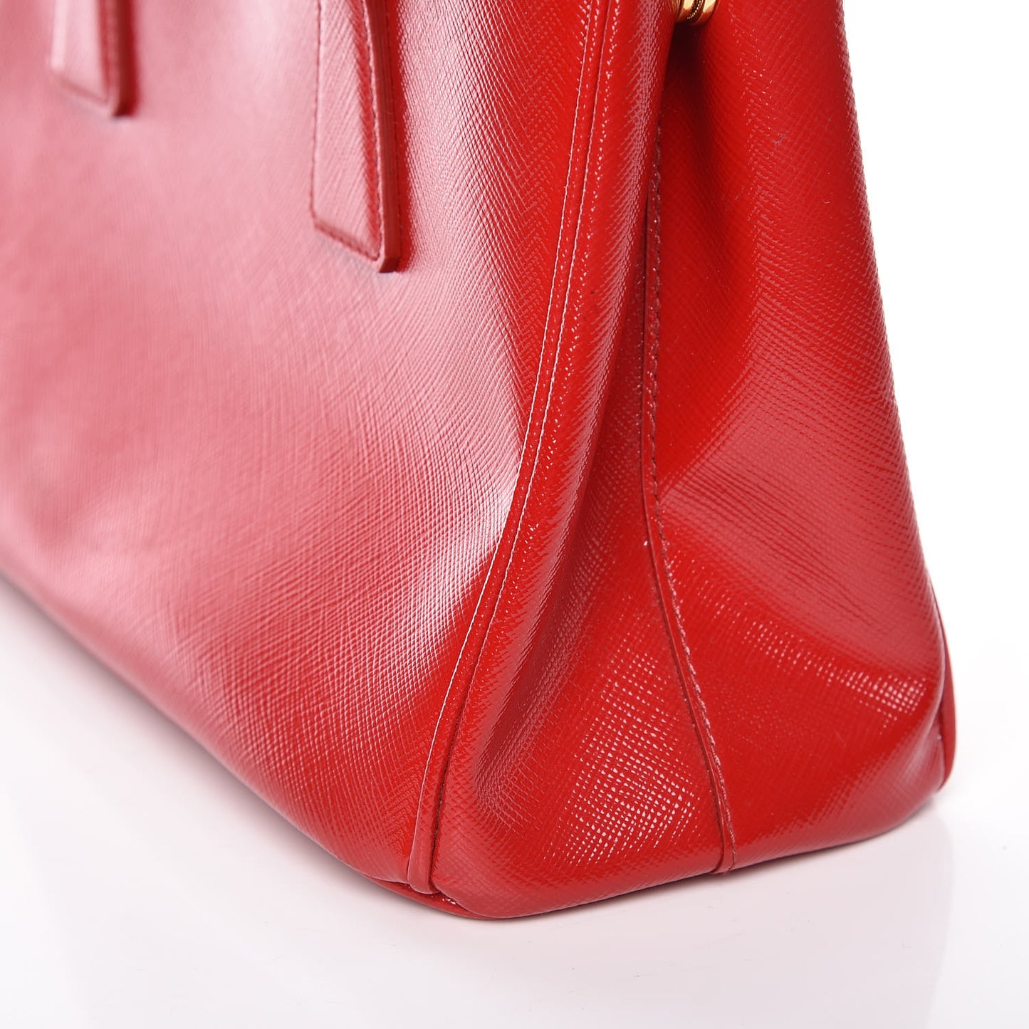 Saffiano Vernice Small Galleria Double Zip Tote Rosso