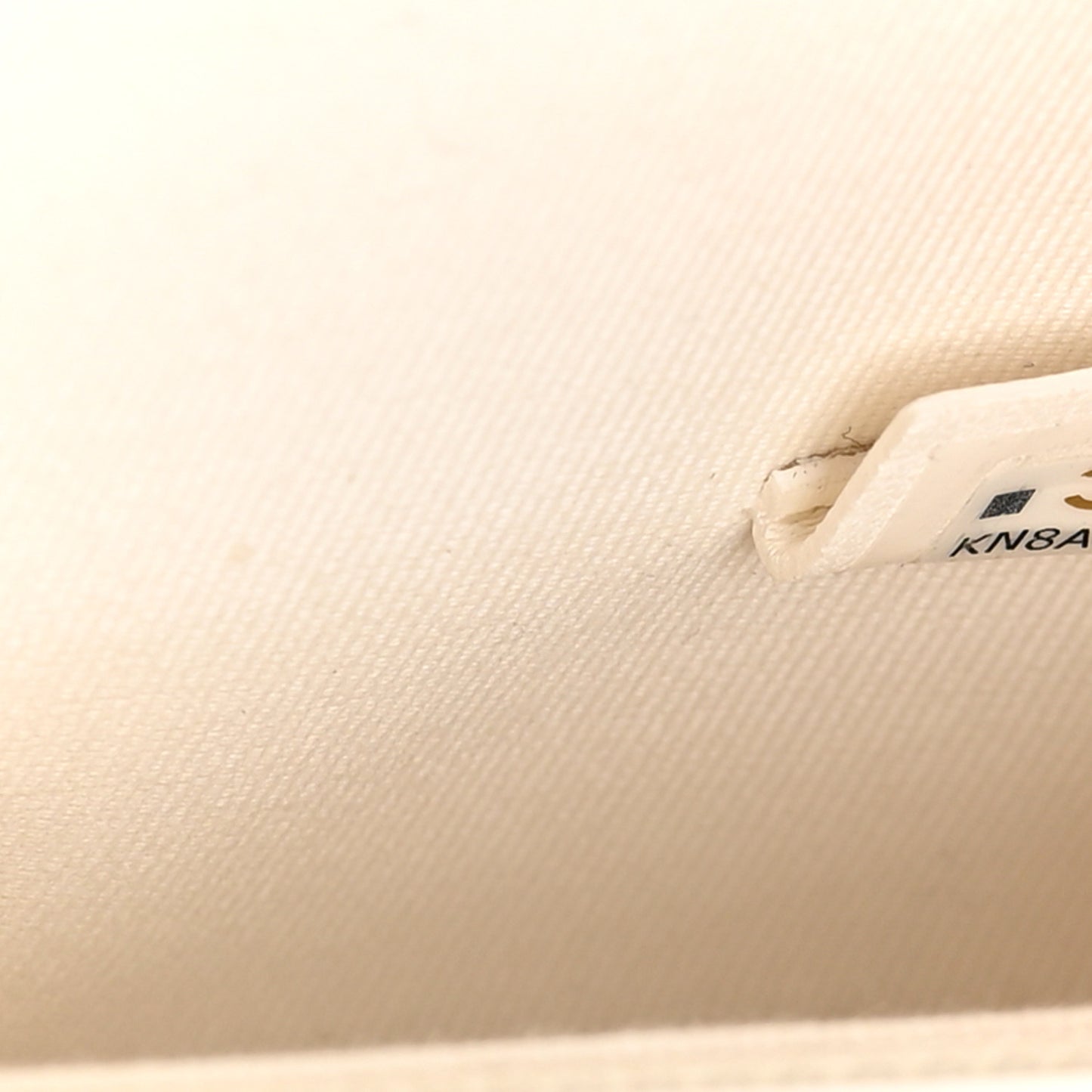 Lambskin Chevron Stitched Flap White Black