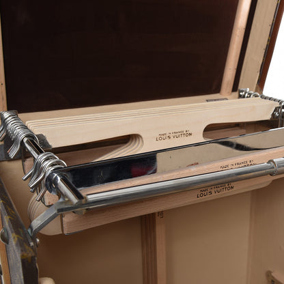 Louis Vuitton Monogram Queen's Wardrobe Trunk 15 of 29