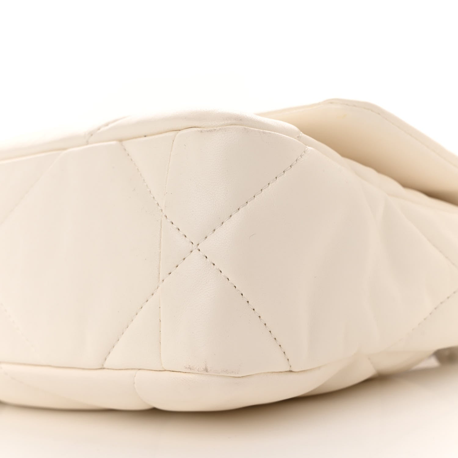 Chanel Goatskin Quilted Medium Chanel 19 Flap White 10 of 14