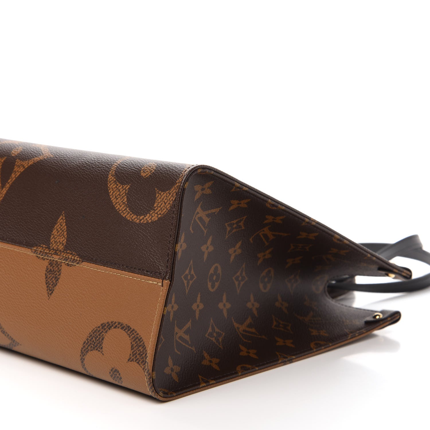 Louis Vuitton Reverse Monogram Giant Onthego MM 7 of 11
