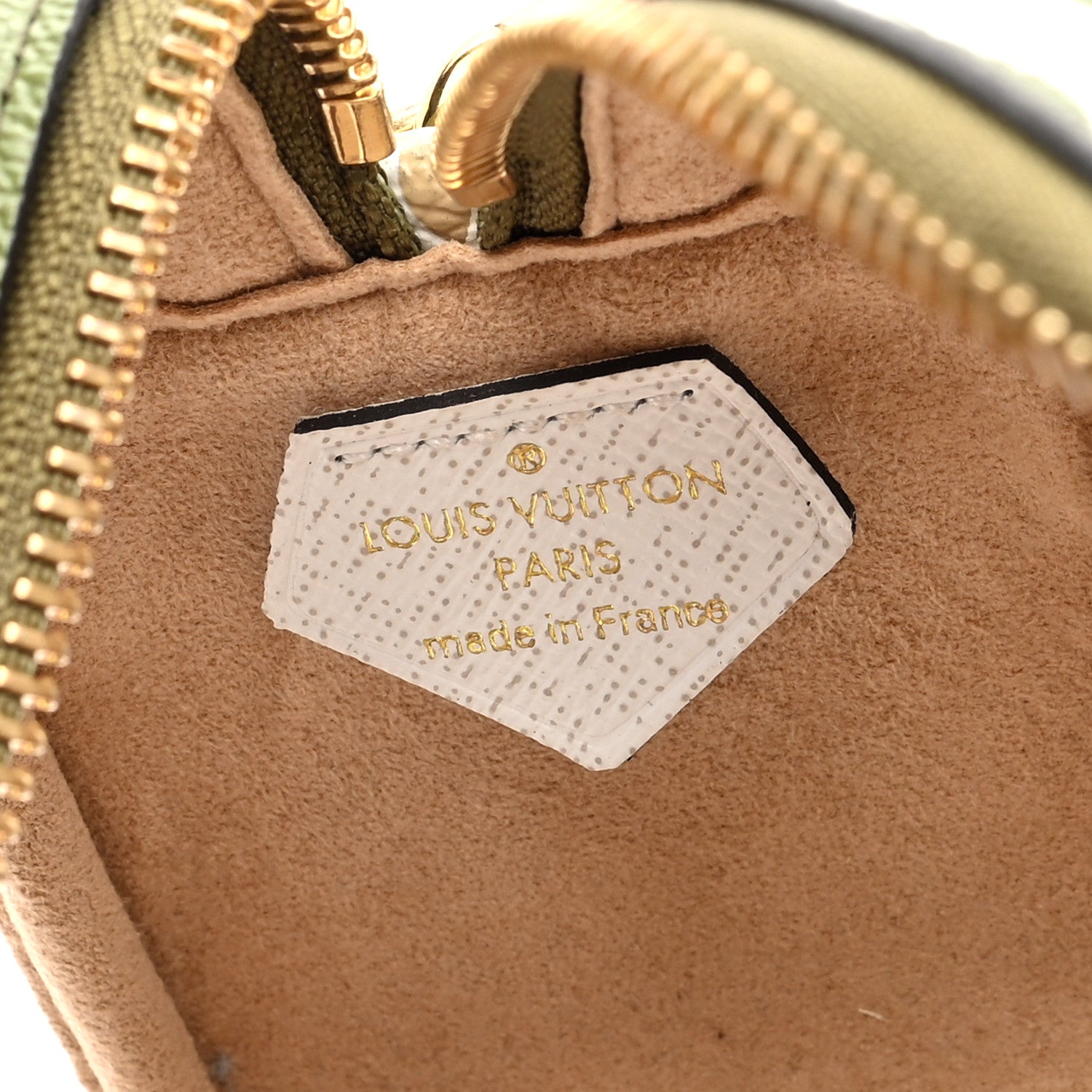 Louis Vuitton Monogram Giant Beach Pouch Kaki 6 of 9