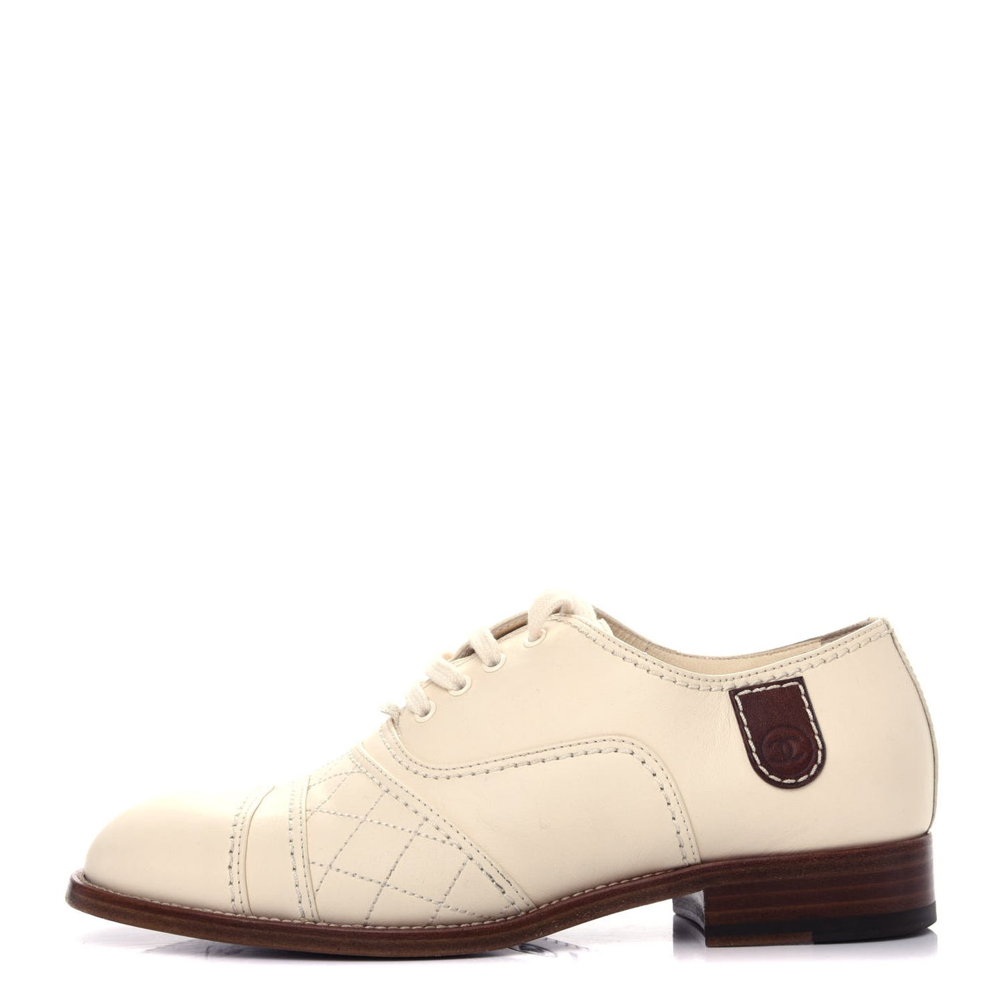 Calfskin Quilted CC Lace Up Oxfords 38 White
