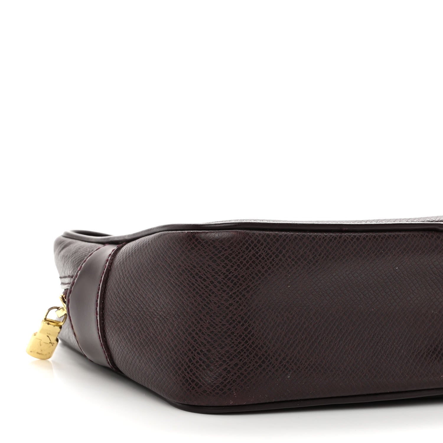 Louis Vuitton Taiga Kaluga Toiletry Pouch Acajou 8 of 10