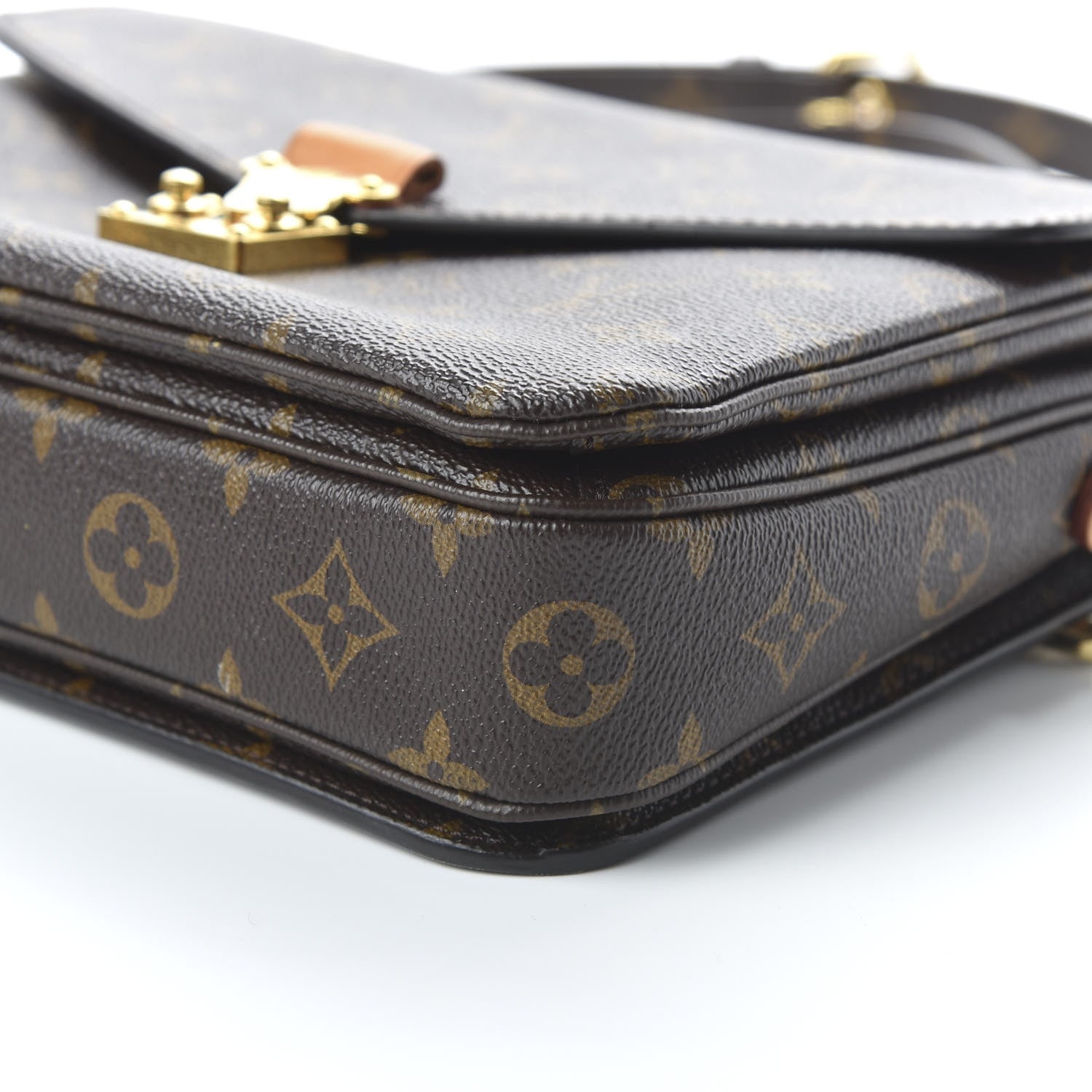 Louis Vuitton Monogram Pochette Metis 7 of 10