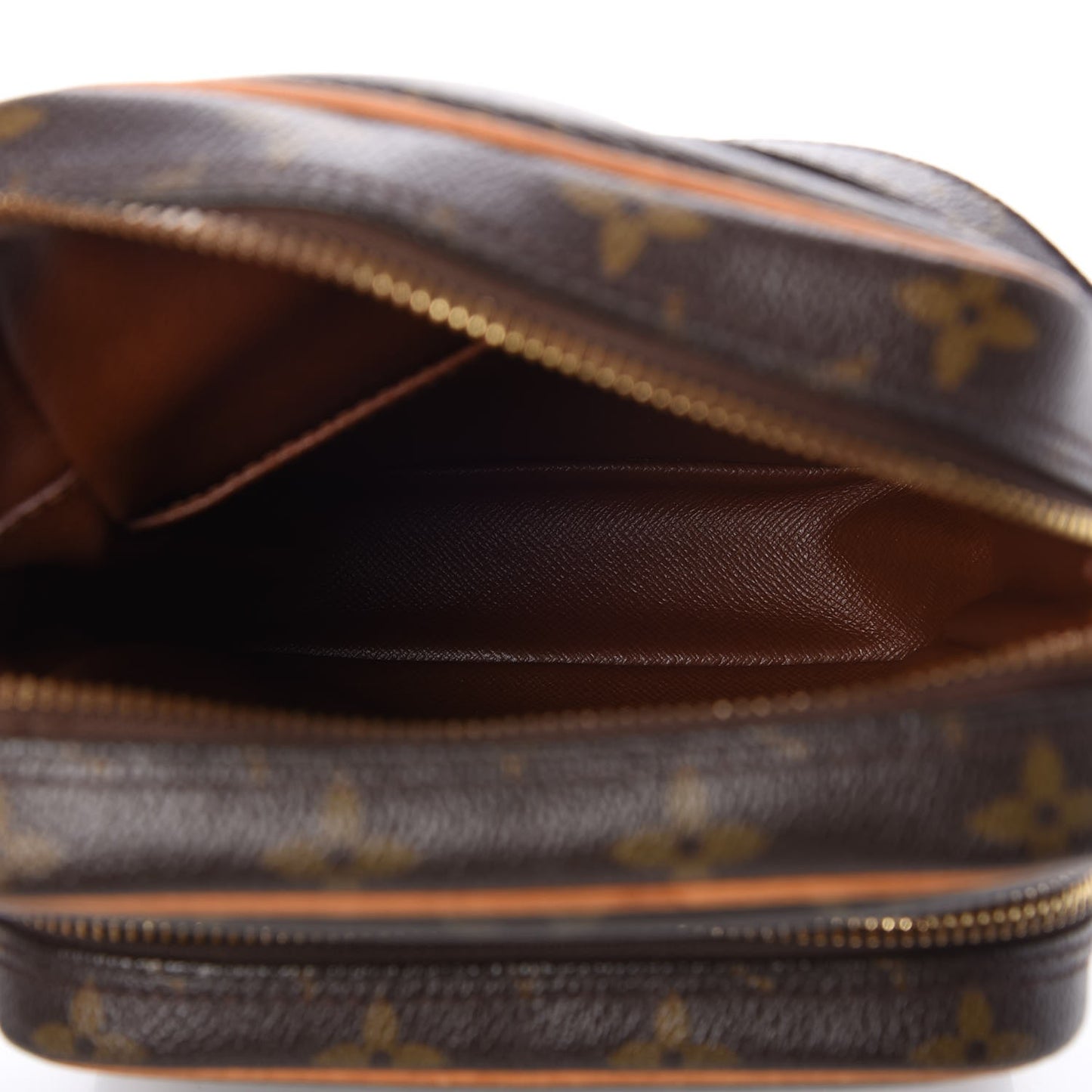Monogram Amazone