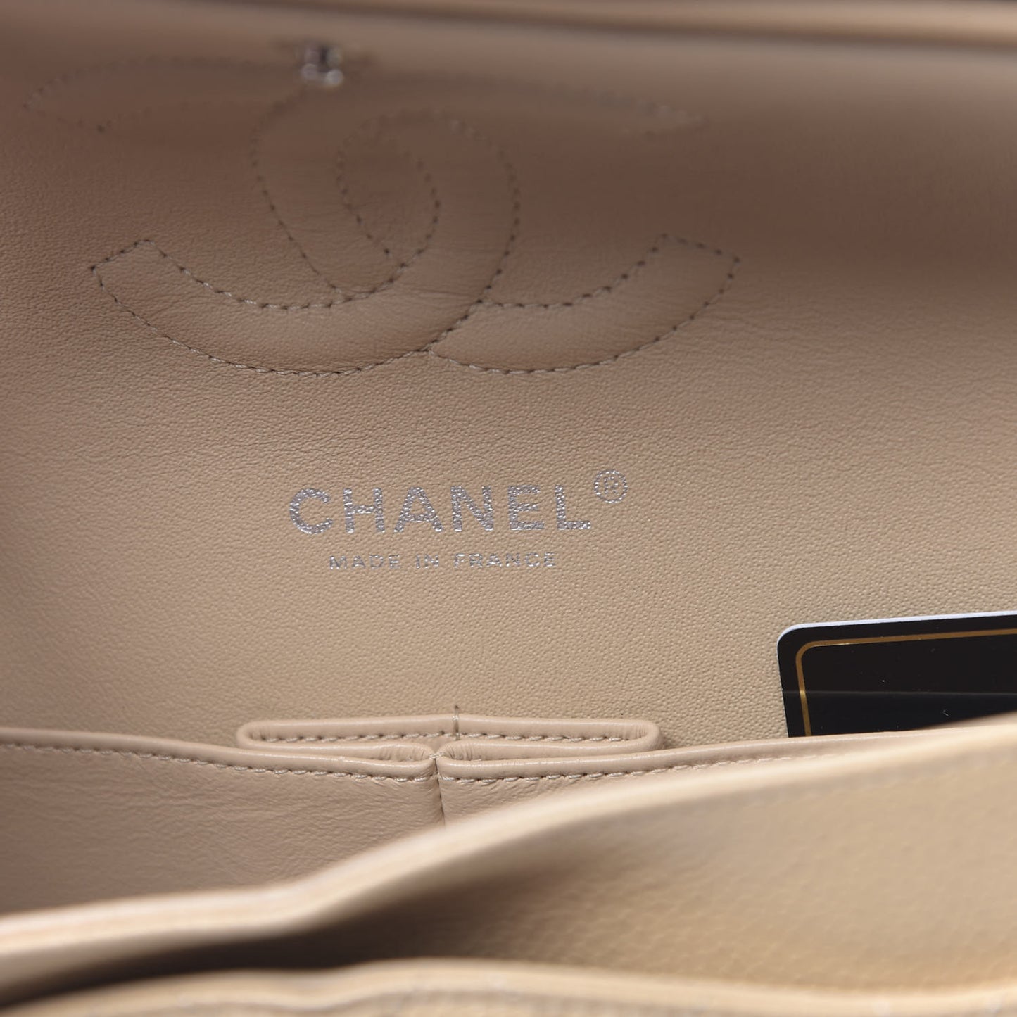 Caviar Quilted Medium Double Flap Beige Clair