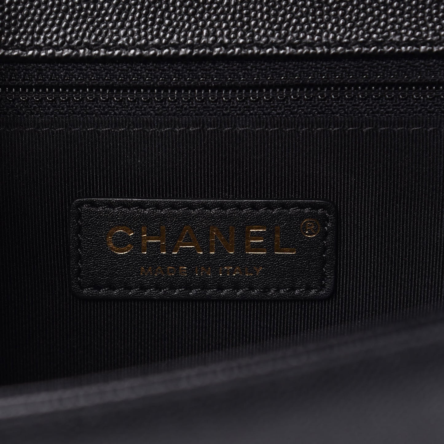 Caviar Quilted New Medium Boy Flap Black