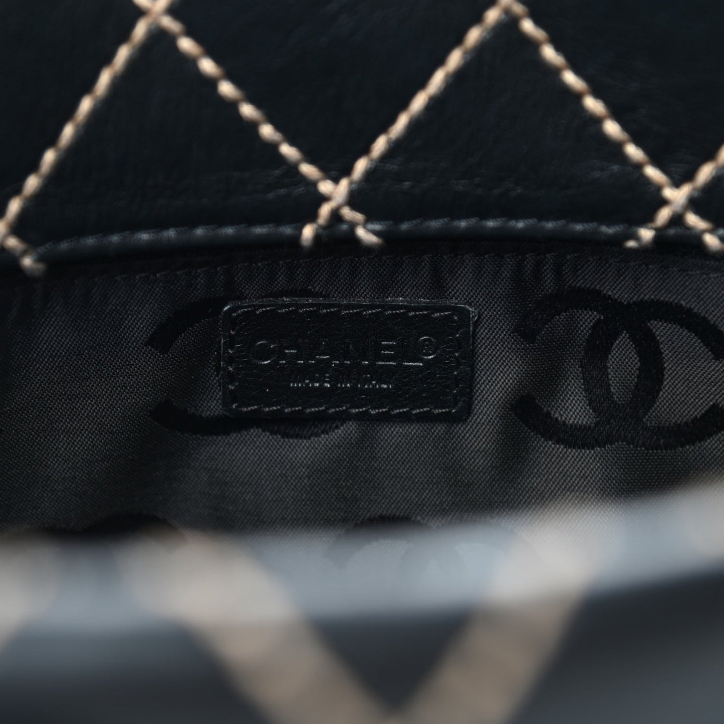 Calfskin Wild Stitch Tote Black