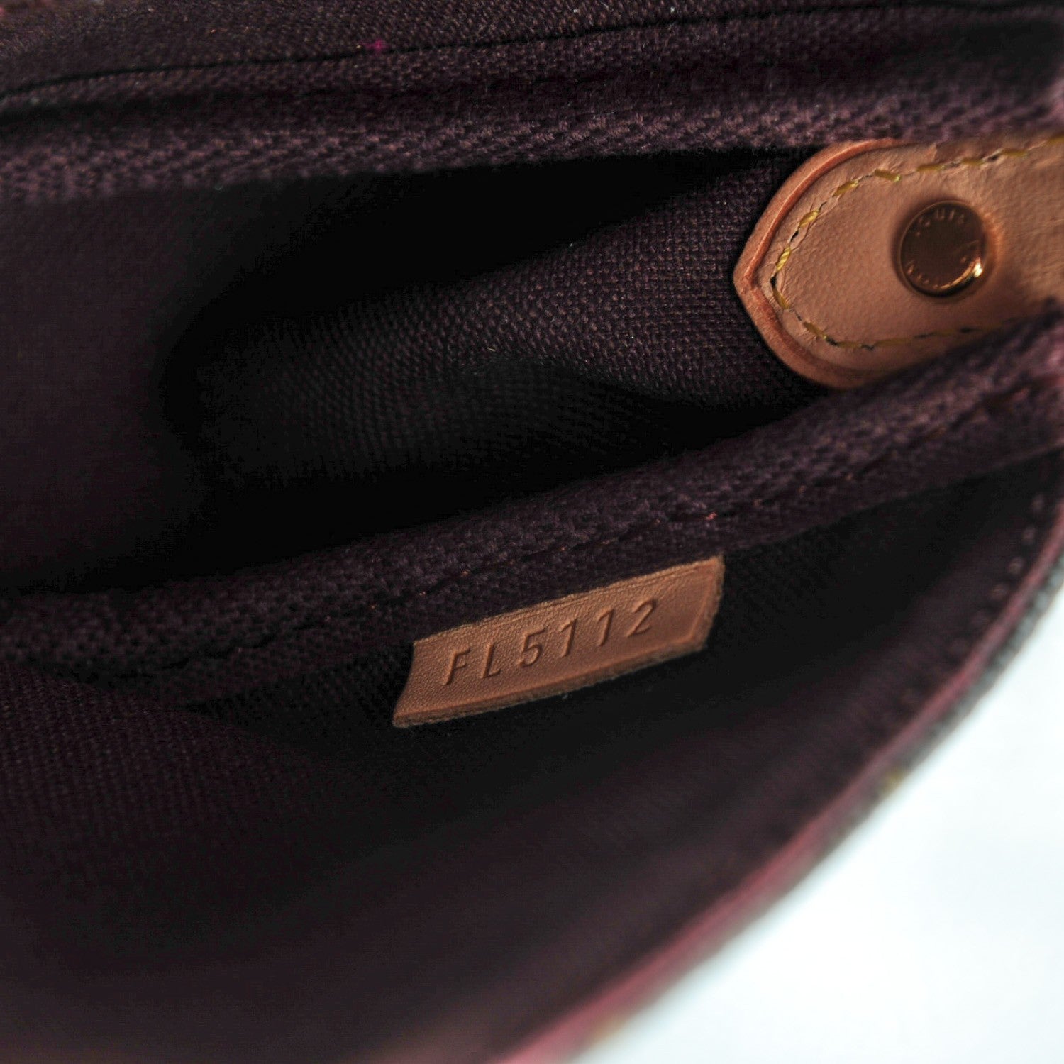Louis Vuitton Monogram Favorite PM 7 of 7