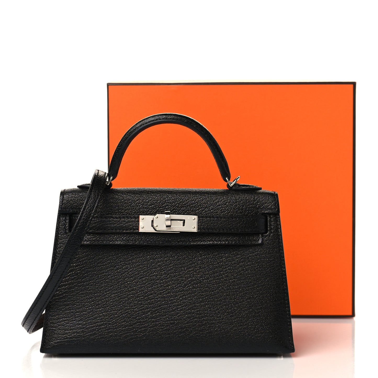 Chevre Mysore Horseshoe Mini Kelly Sellier 20 Black Vert Fonce