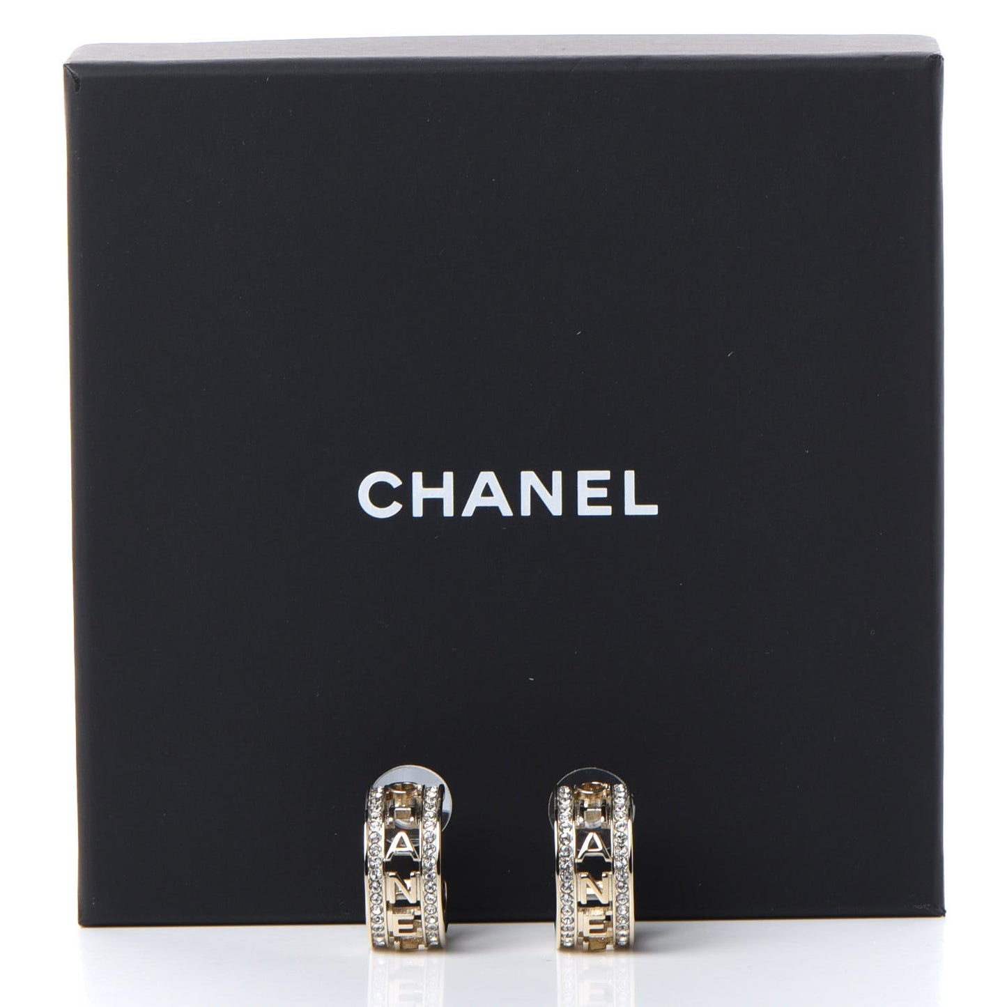 Metal Crystal Bow-tiful CC Hoop Earrings Gold