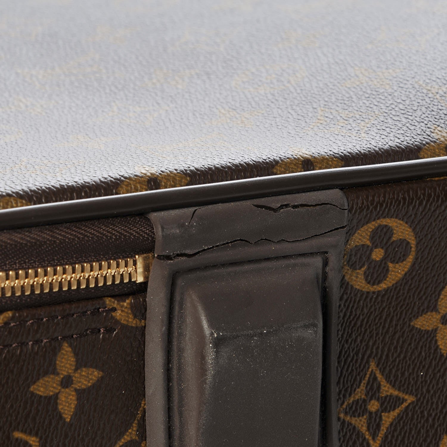Louis Vuitton Monogram Pegase 55 17 of 19
