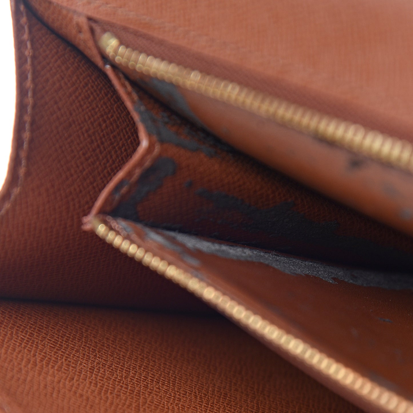 Monogram Pochette Bordeaux