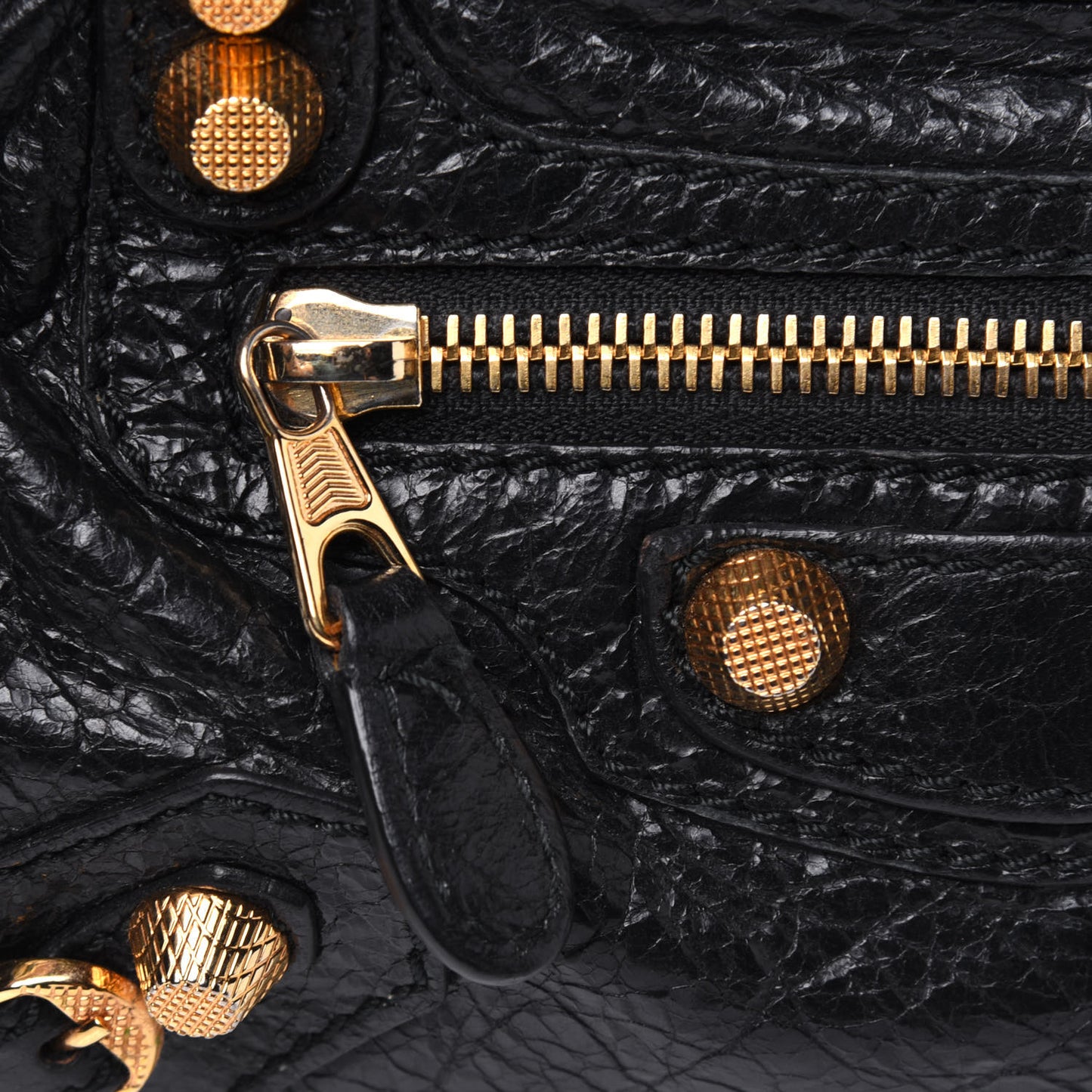 Agneau Giant 12 Gold Hardware Mini City Black