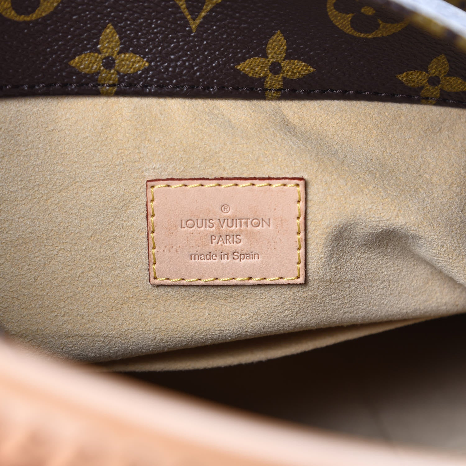 Louis Vuitton Monogram Artsy MM 6 of 8