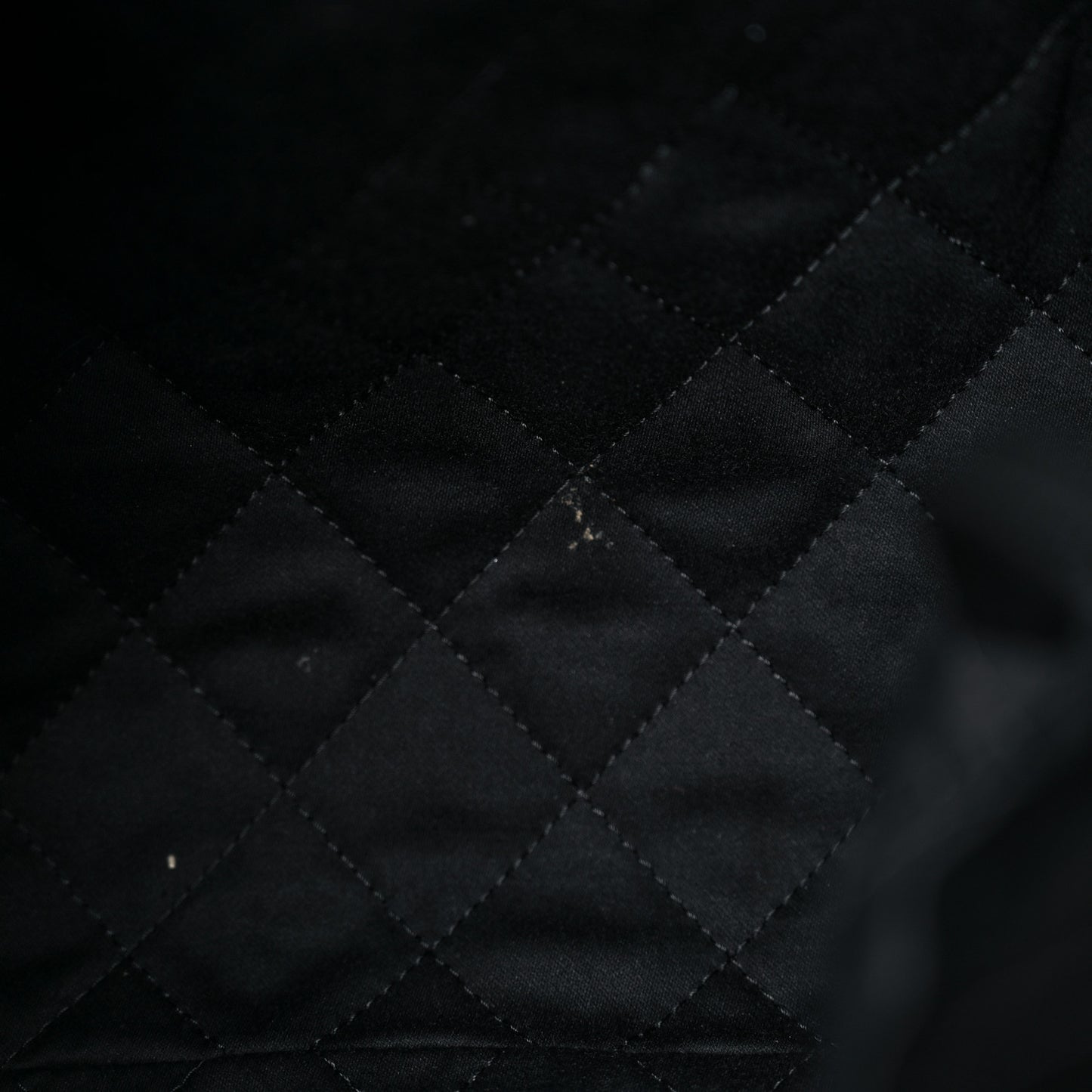 Shiny Calfskin Quilted Chanel 22 Black