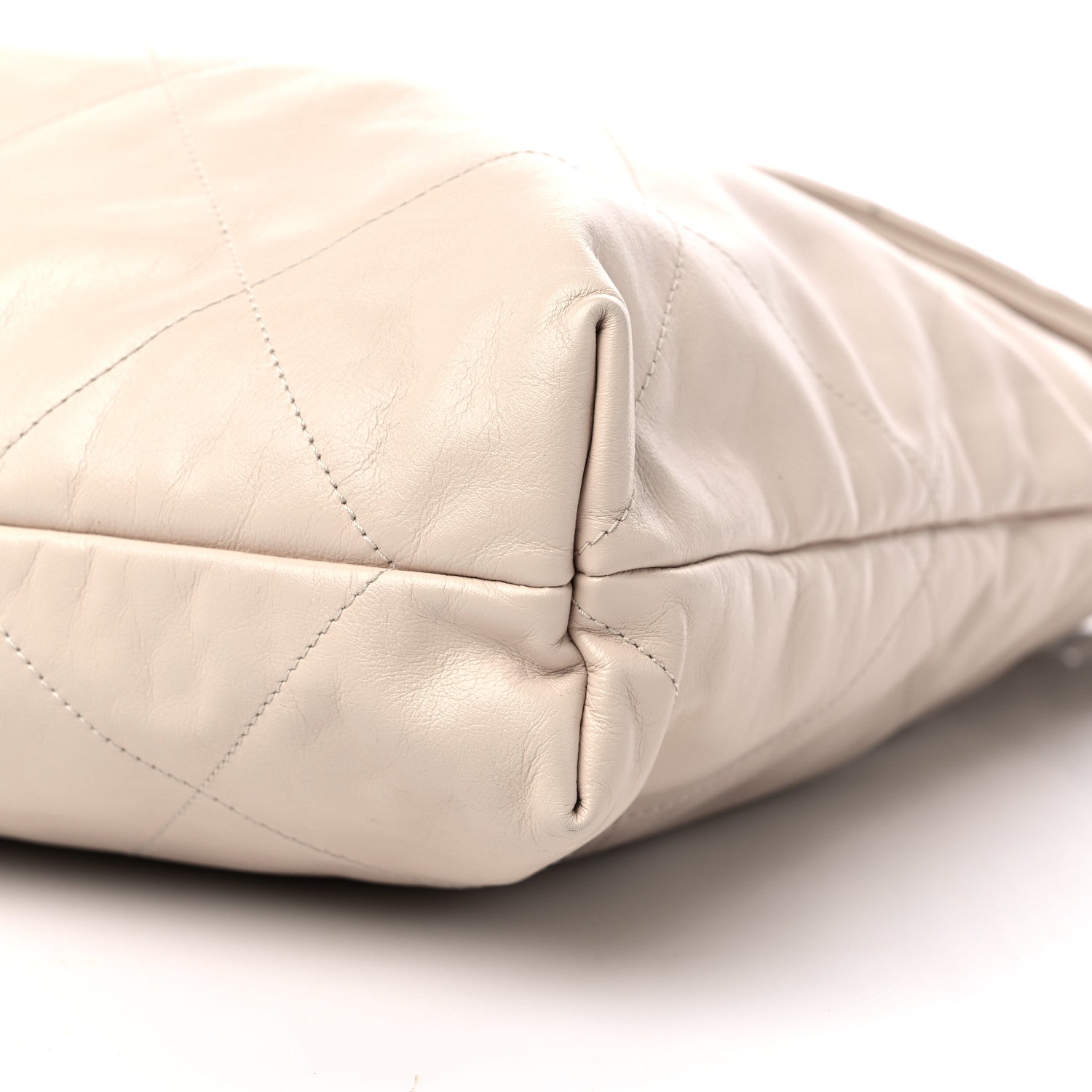Chanel Shiny Calfskin Quilted Chanel 22 Light Beige 10 of 13