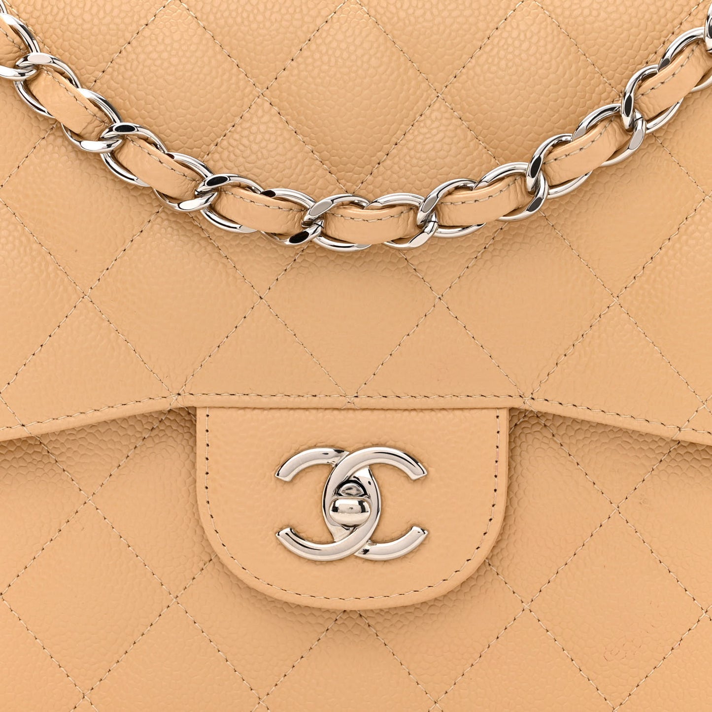 Caviar Quilted Jumbo Double Flap Beige Clair