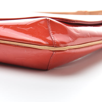Louis Vuitton Vernis Thompson Street Rouge 10 of 12