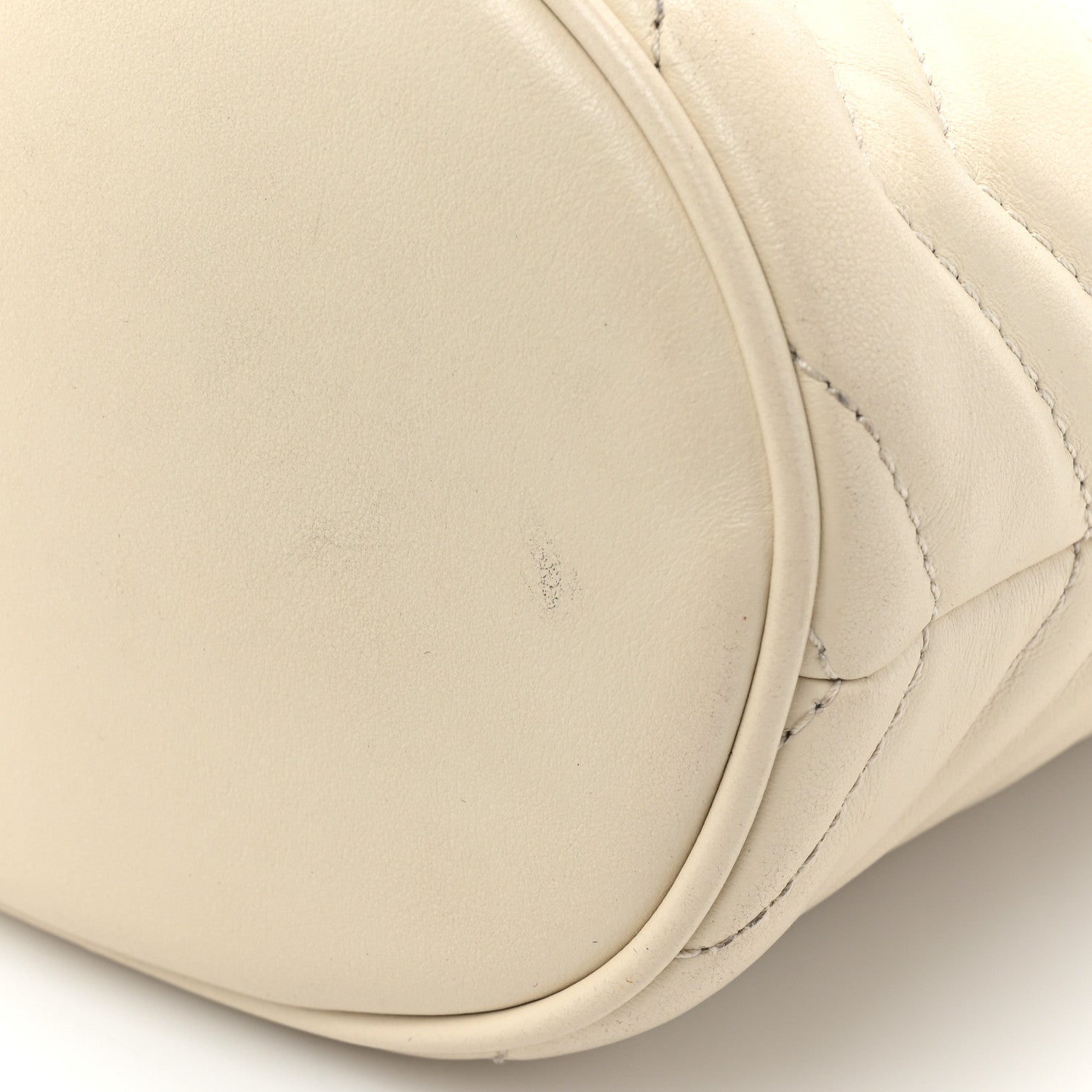Gucci Calfskin Matelasse Mini GG Marmont 2.0 Bucket Bag White 15 of 16