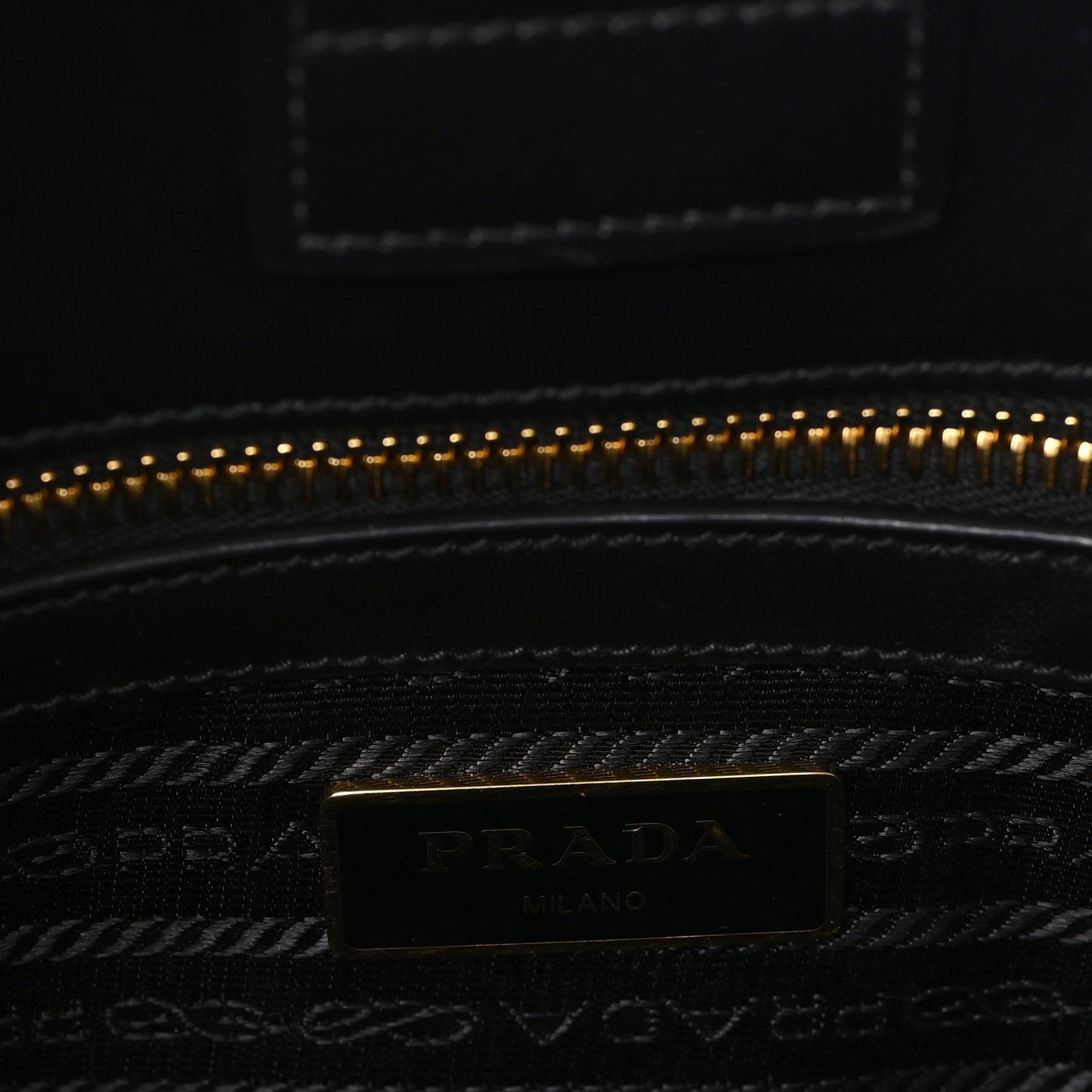 Saffiano Soft Calfskin Large Tote Black