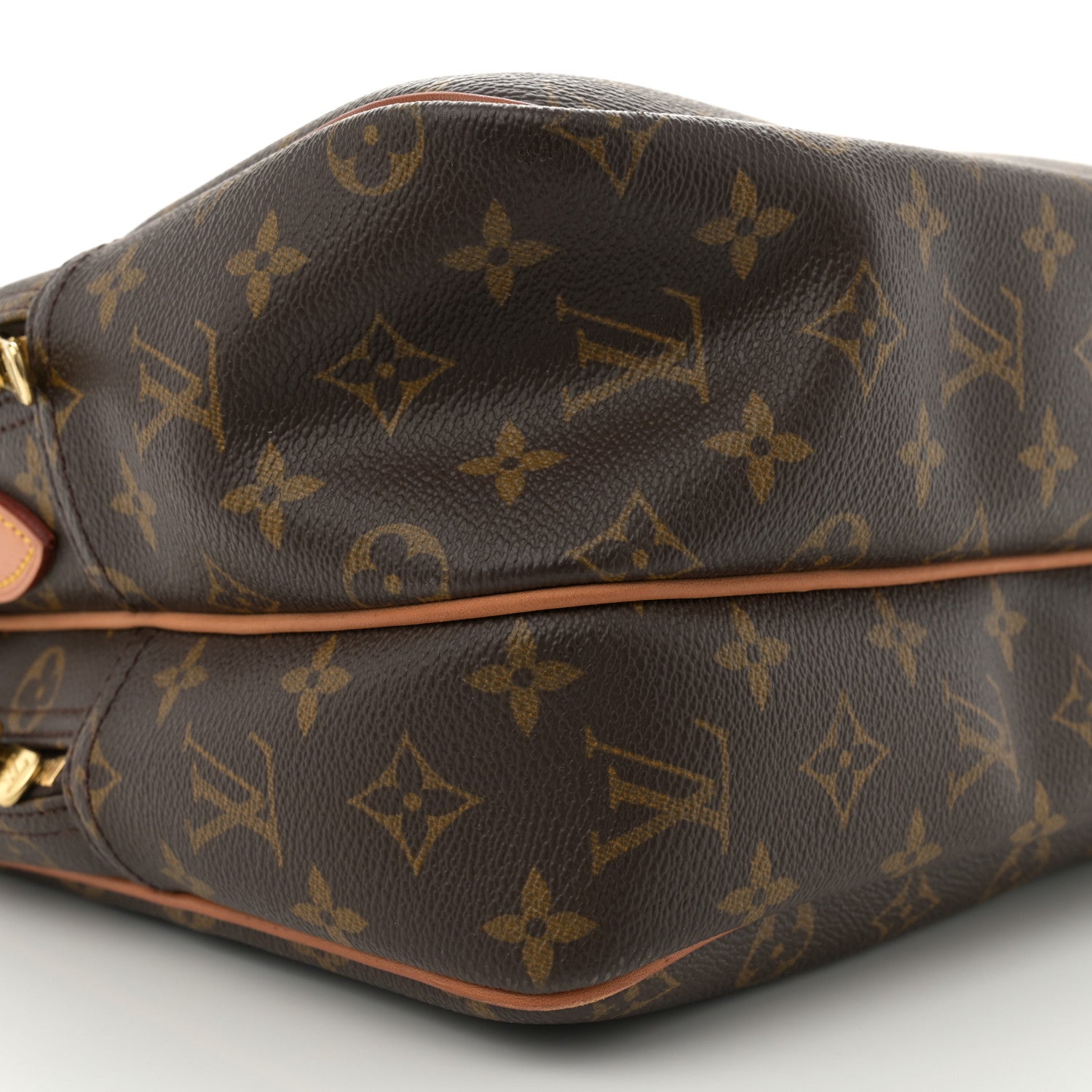 Louis Vuitton Monogram Reporter GM 9 of 14