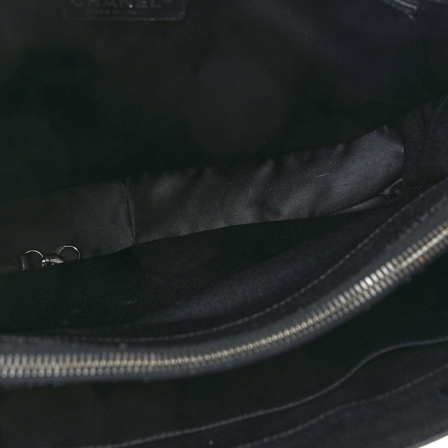 Caviar Quilted Grand Shopping Tote GST Black
