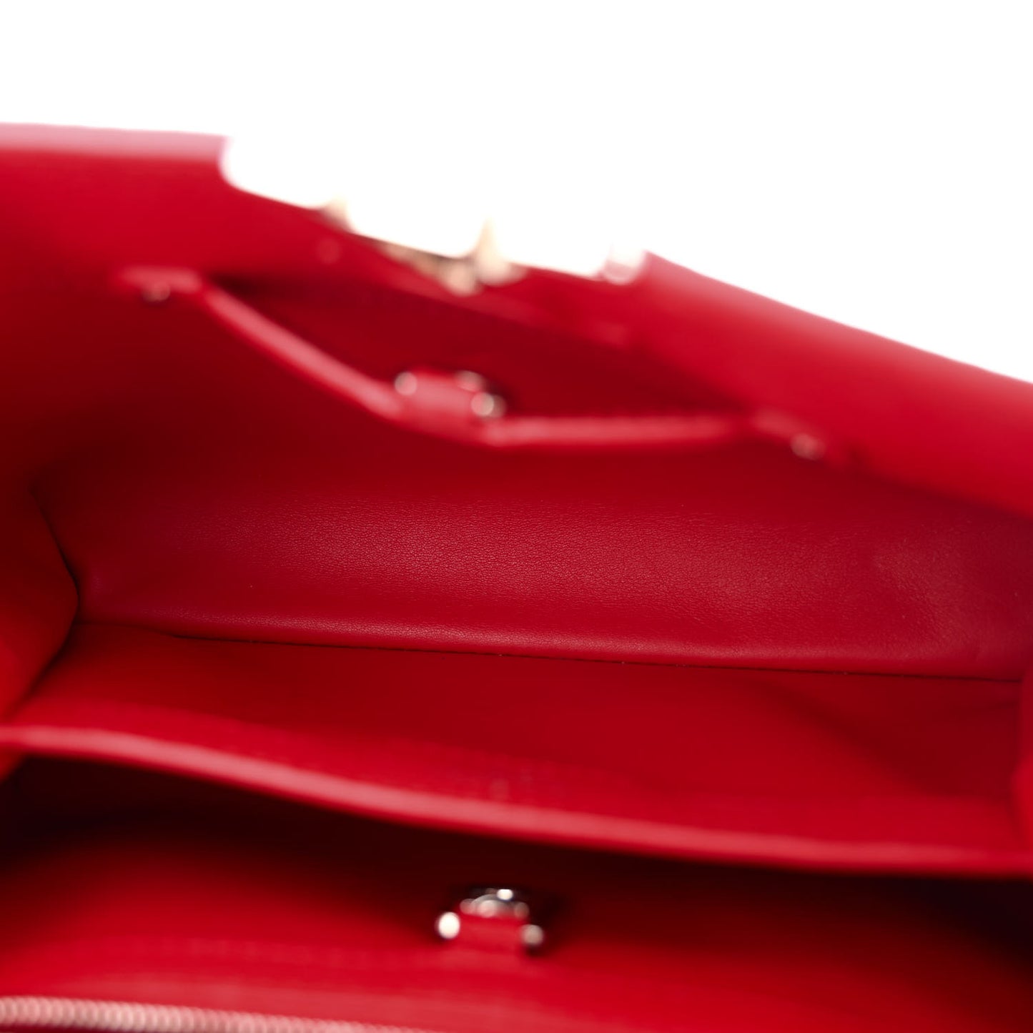 Taurillon Snakeskin Capucines BB Rubis