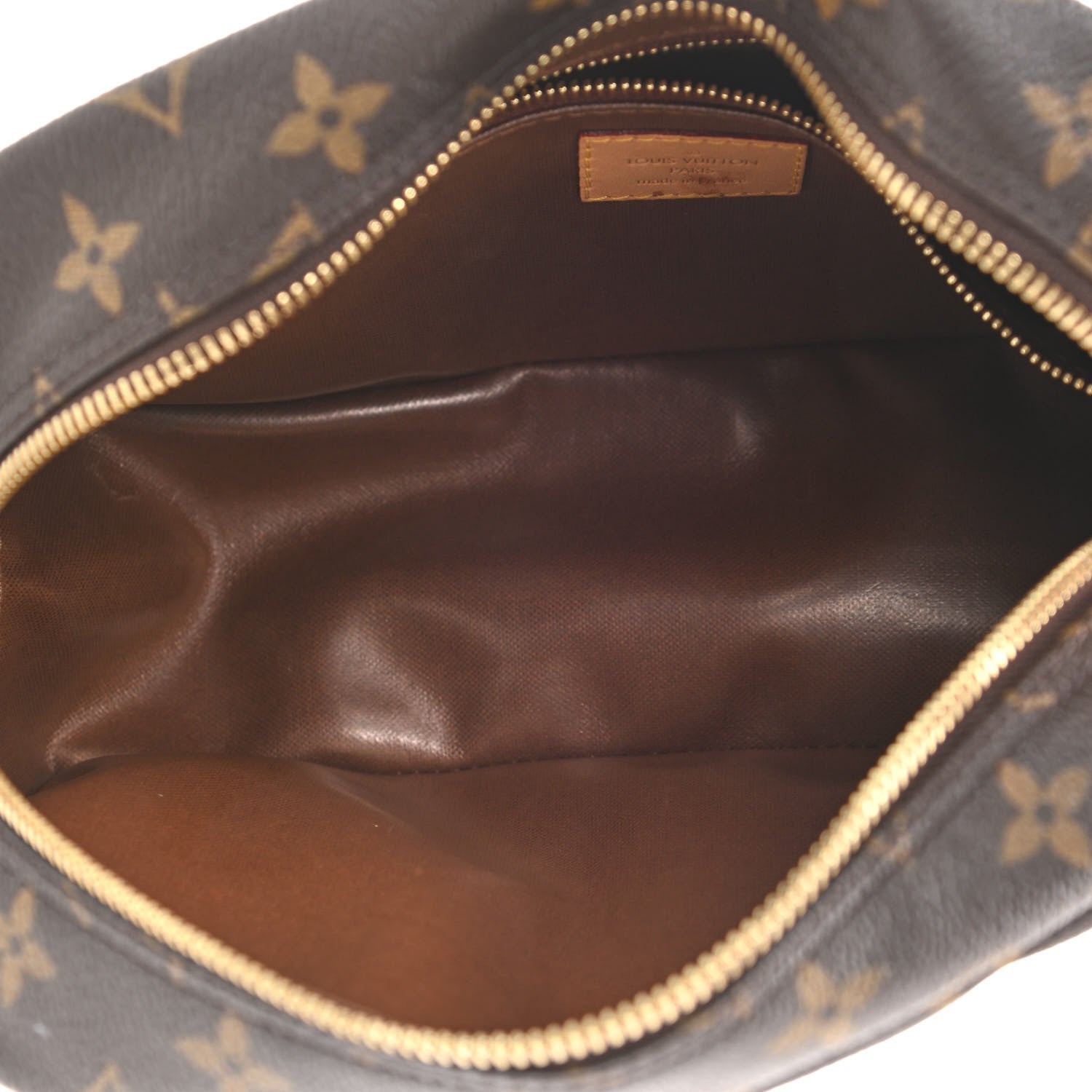 Louis Vuitton Monogram Toiletry Bag 25 5 of 9