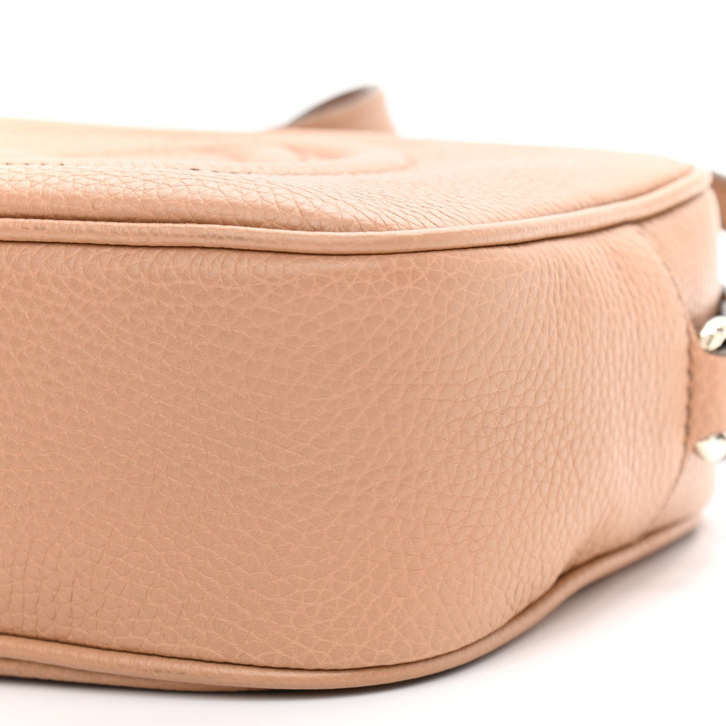 Pebbled Calfskin Small Soho Disco Bag Camelia
