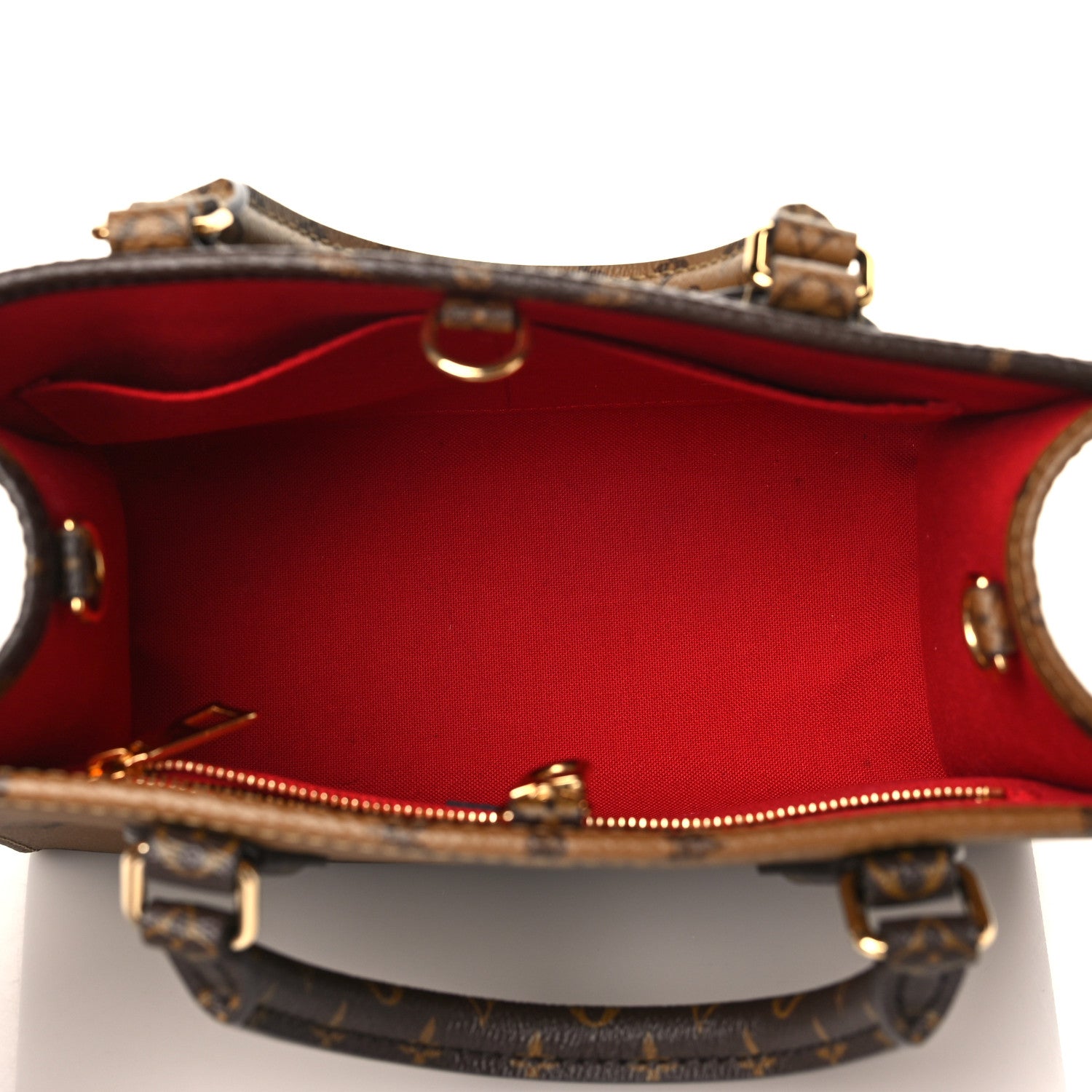 Louis Vuitton Reverse Monogram Giant Onthego PM 4 of 9