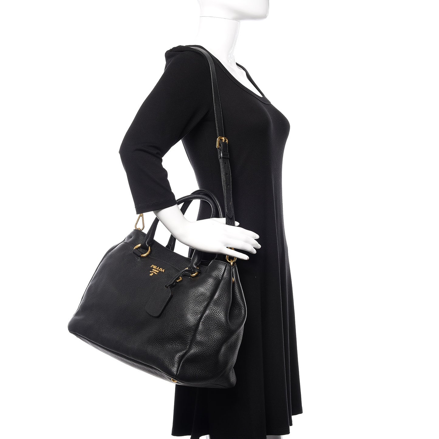Vitello Daino Tote Black