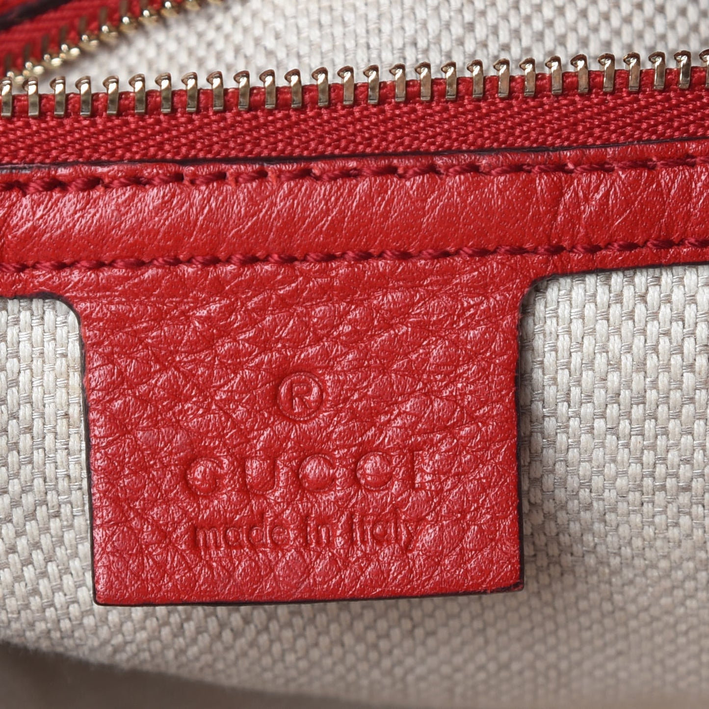 Pebbled Calfskin Medium Soho Chain Hobo Red
