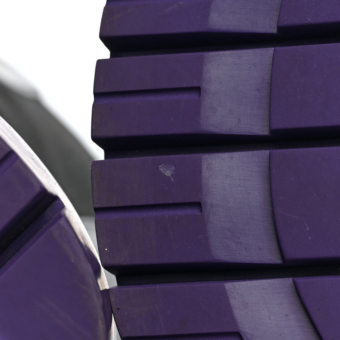 Calfskin The Tire Chelsea Boots 38.5 Black Plum
