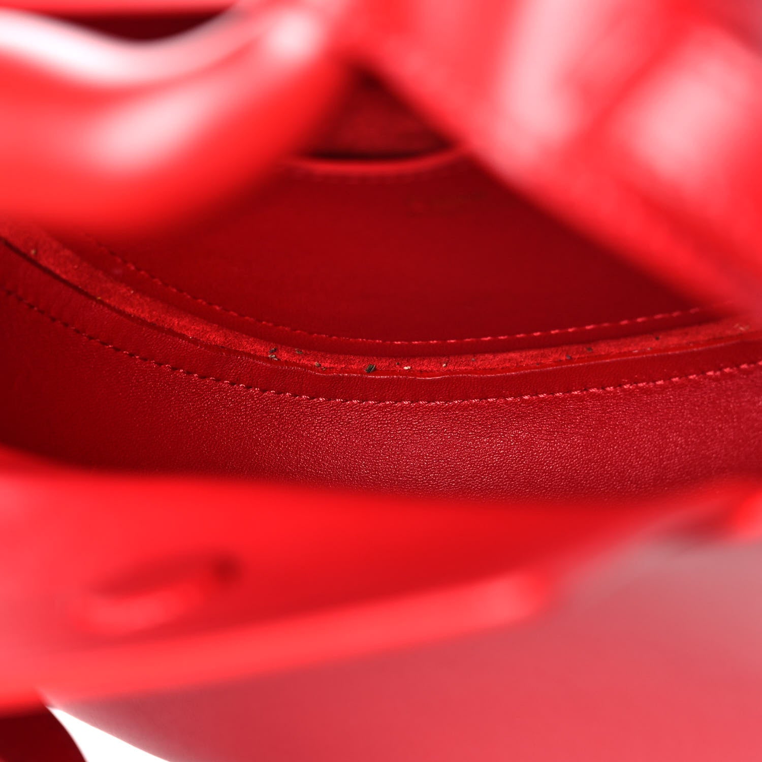 Chloe Nappa Small Kiss Bag Red Crush 13 of 15