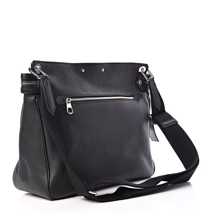 Louis Vuitton Taurillon Armand Messenger Black 3 of 10