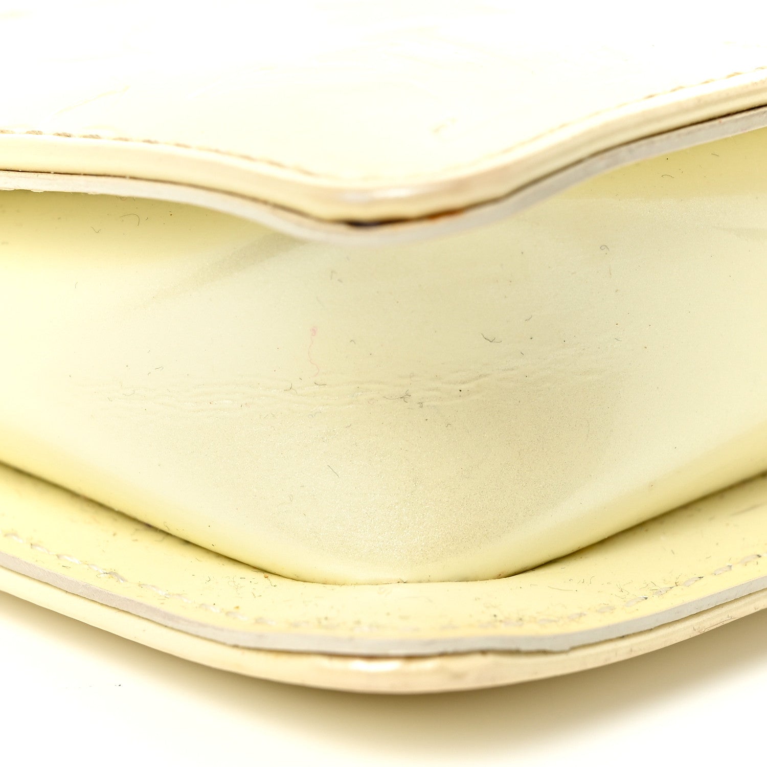 Louis Vuitton Vernis Lexington Pochette Perle 16 of 27