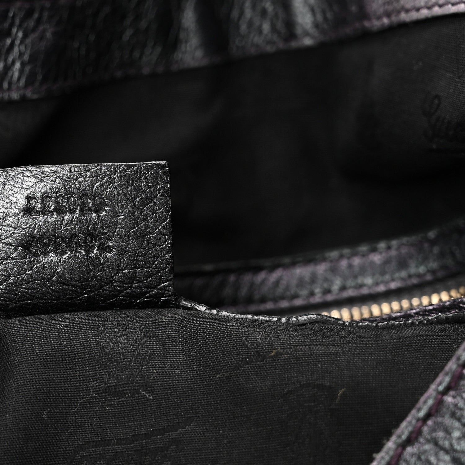 Gucci Pebbled Calfskin Medium New Jackie Shoulder Bag Black
