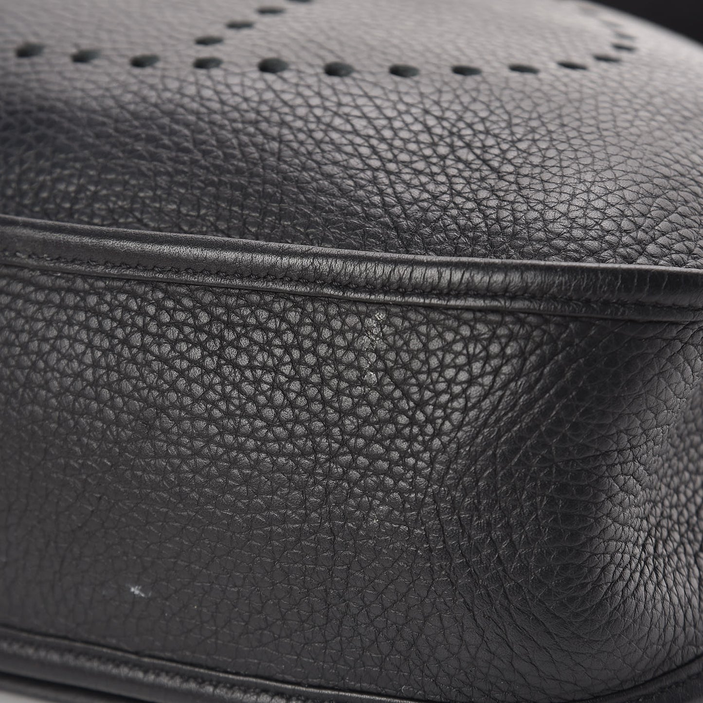 Taurillon Clemence Evelyne III GM Black