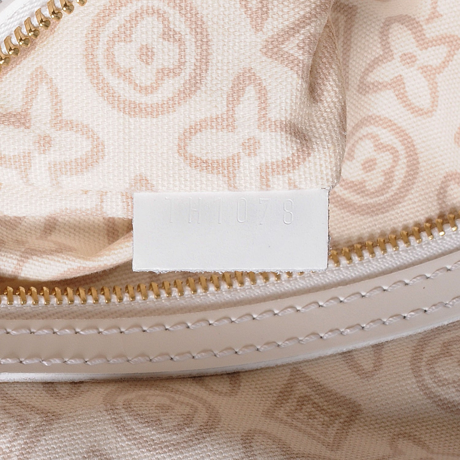 Louis Vuitton Tahitienne Cabas GM Sandy 7 of 7