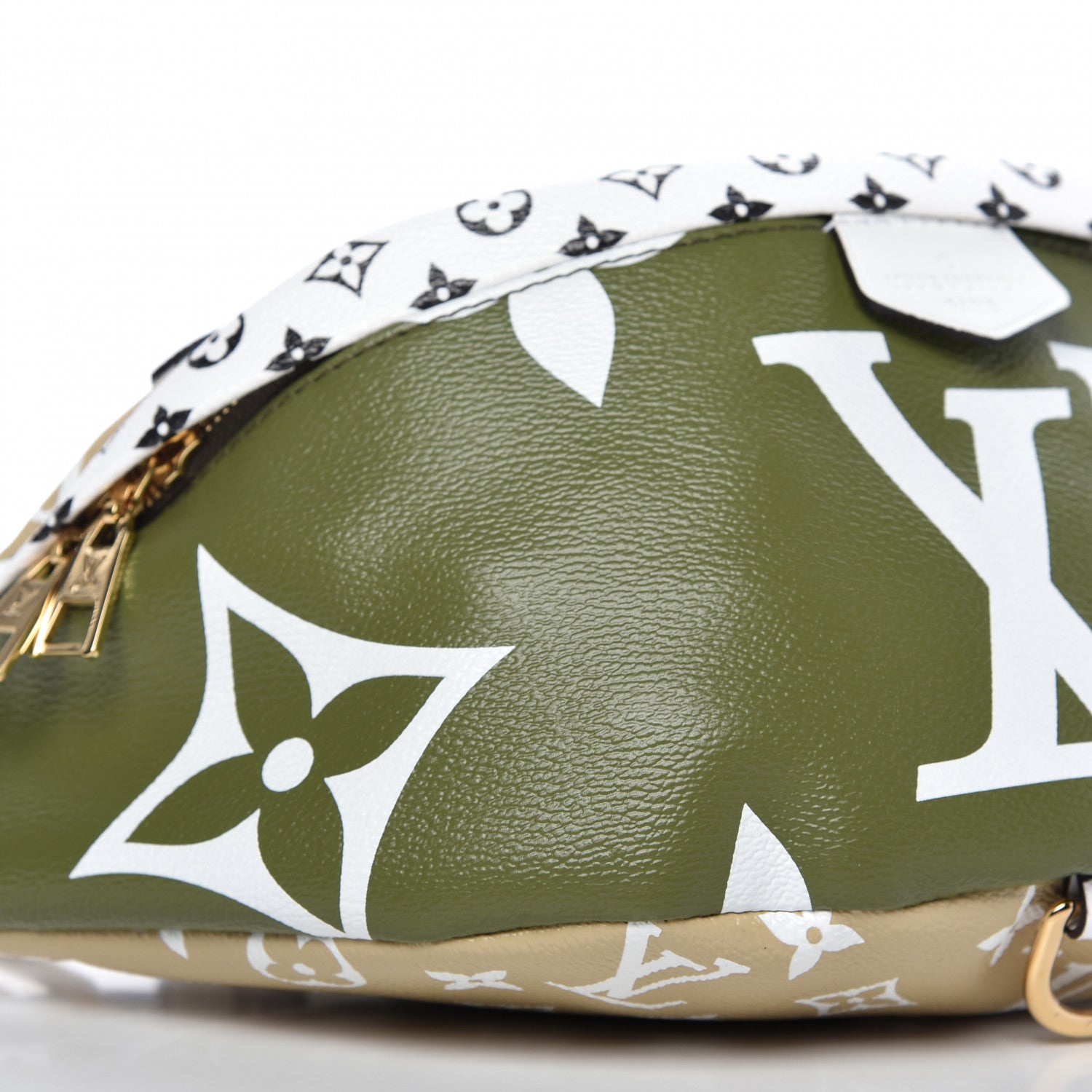 Louis Vuitton Monogram Giant Bumbag Kaki Beige 6 of 9