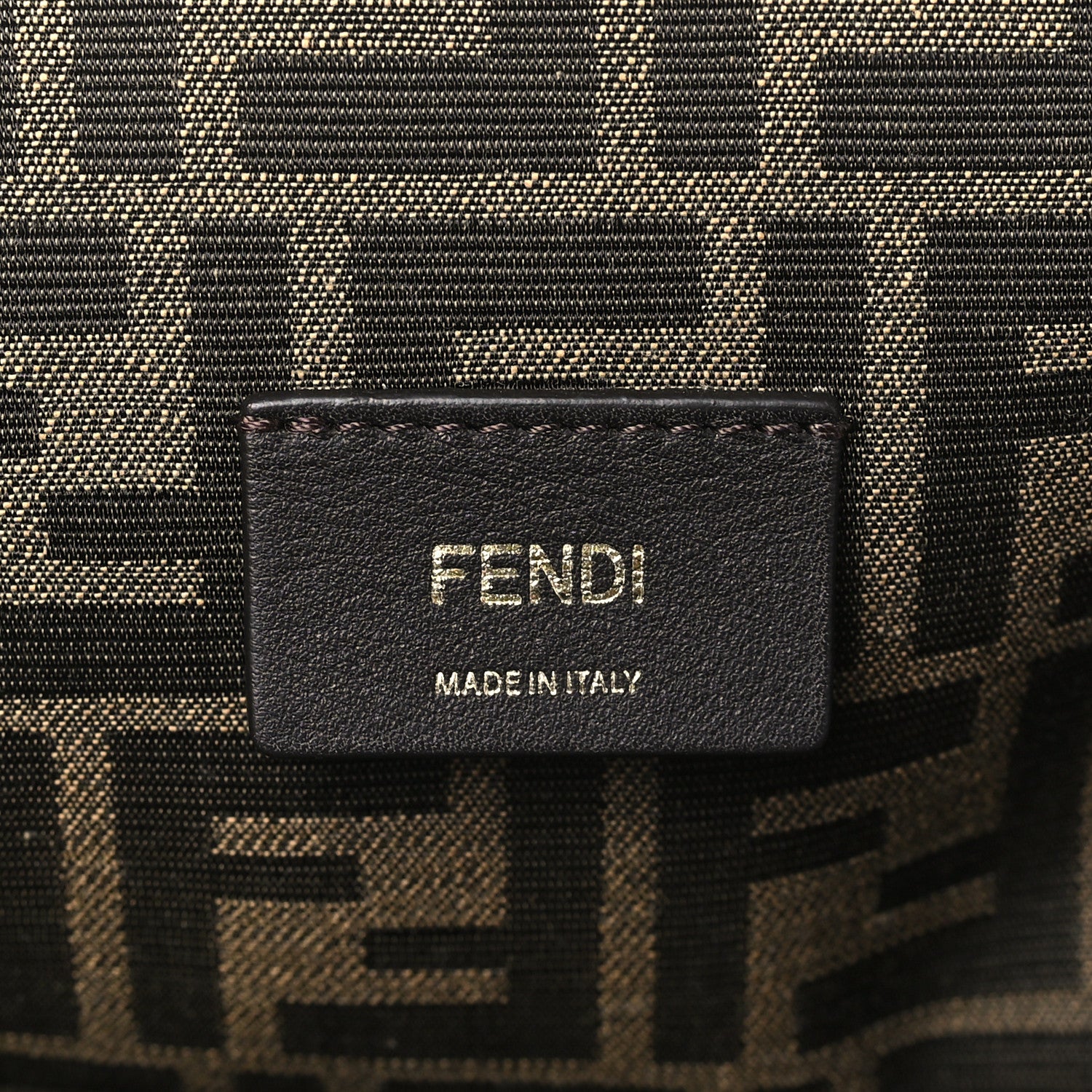 Fendi Shiny Nappa Medium Fendi First Caramello 6 of 9