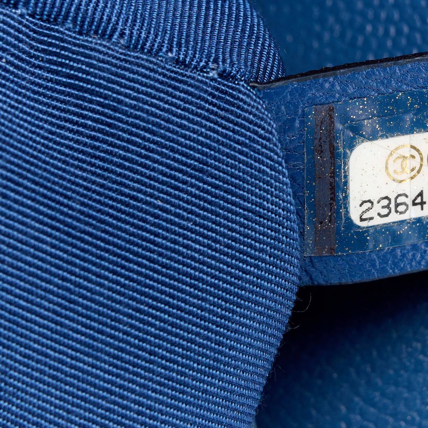 Caviar Quilted Medium Boy Flap Blue